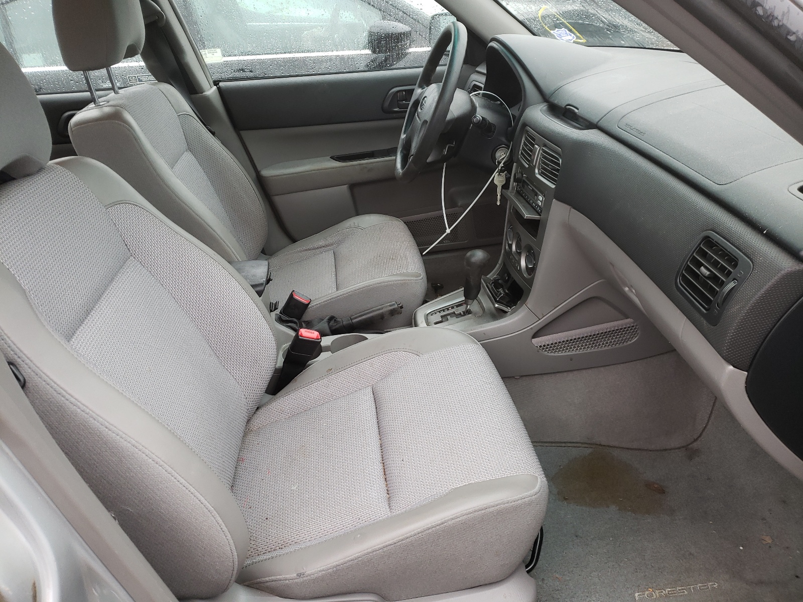 Zdjęcie 5 z aukcji – 2004 SUBARU FORESTER 2 z VIN JF1SG63604H742838