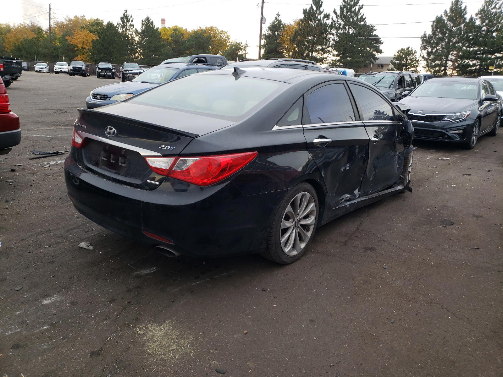 Photo 4 from auction – 2012 HYUNDAI SONATA SE with VIN 5NPEC4AB9CH494645