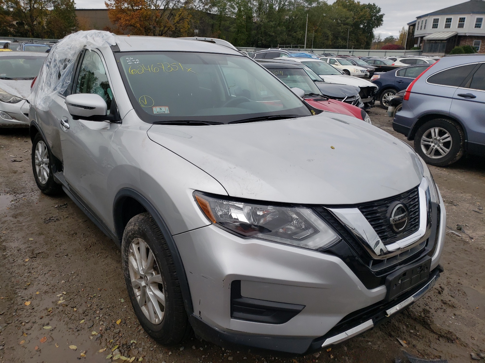 Photo 1 from auction – 2018 NISSAN ROGUE S with VIN KNMAT2MV0JP588259