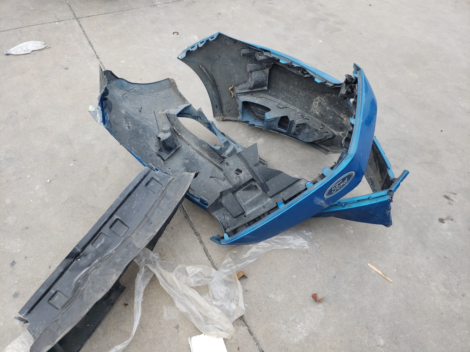 Фото 9 с аукциона – 2015 FORD FOCUS SE с VIN 1FADP3K21FL222864