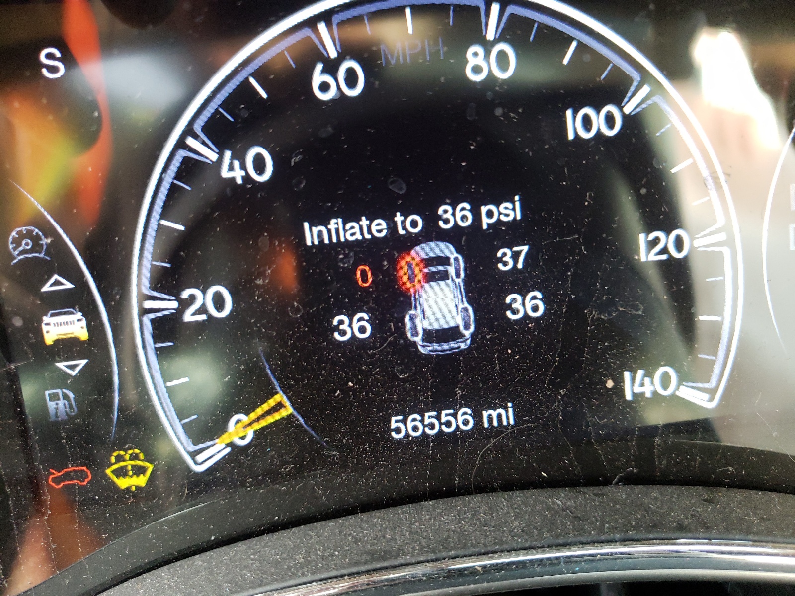 Photo 8 from auction – 2018 JEEP GRAND CHER with VIN 1C4RJFBG3JC286878