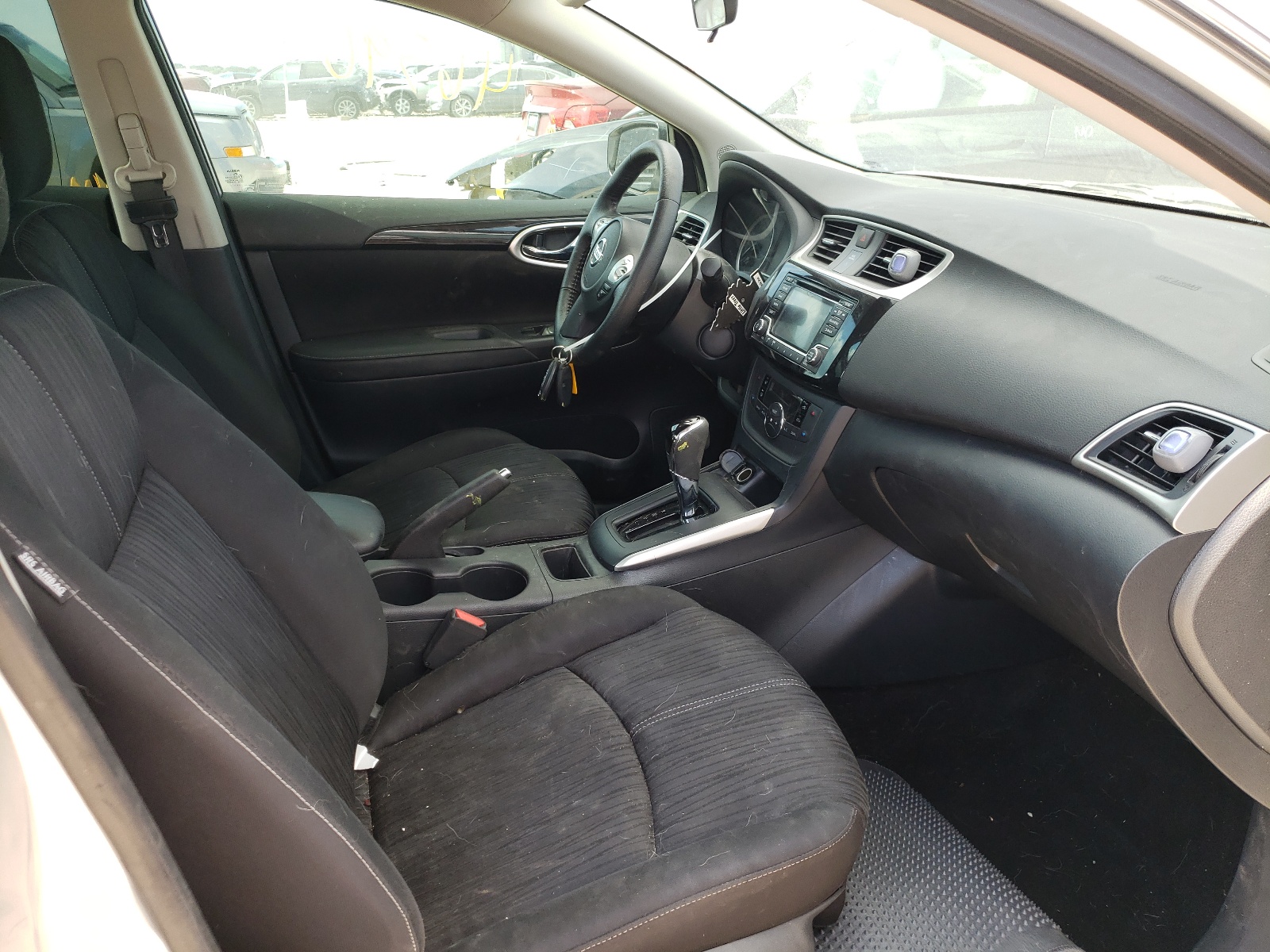 Photo 5 from auction – 2018 NISSAN SENTRA S with VIN 3N1AB7AP3JY300970