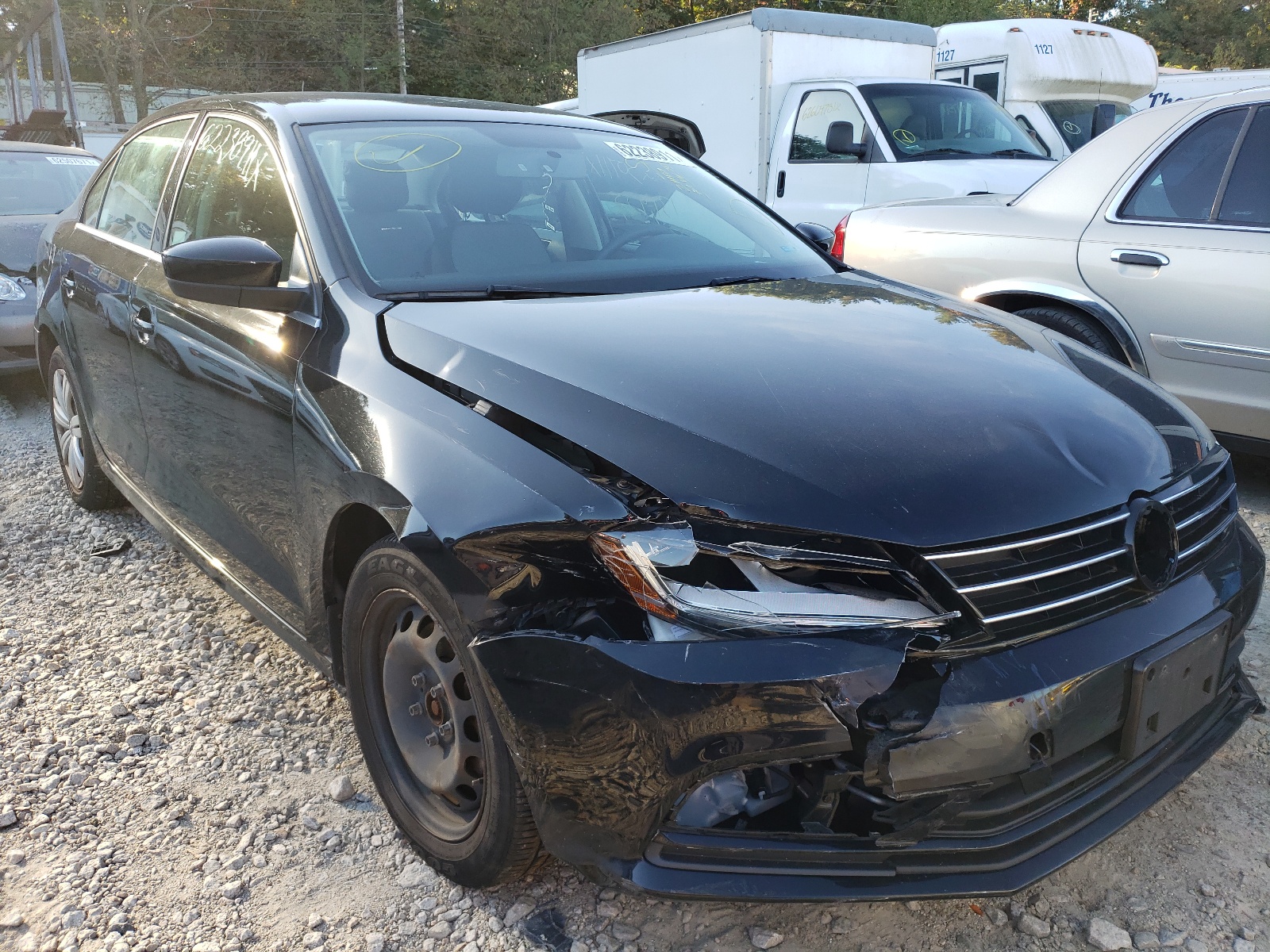 Photo 1 from auction – 2017 VOLKSWAGEN JETTA S with VIN 3VW2B7AJ2HM408671