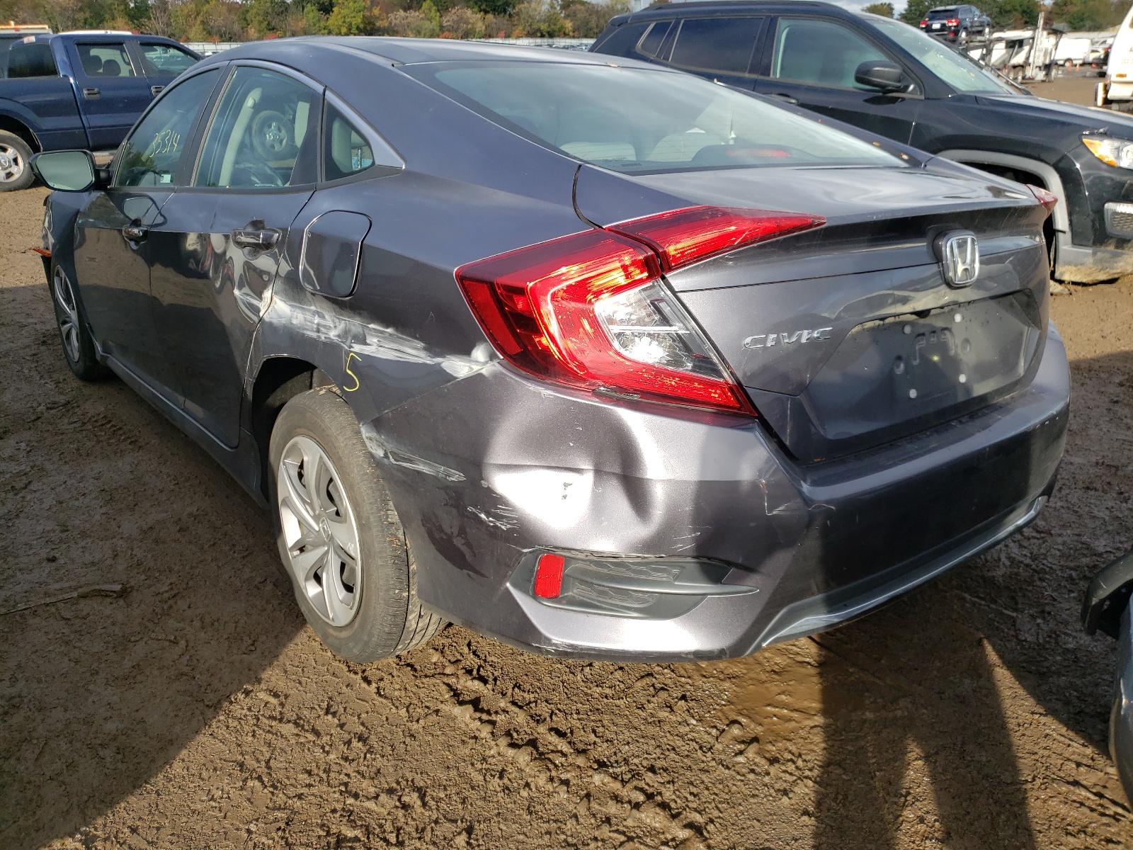 Photo 3 from auction – 2019 HONDA CIVIC LX with VIN 2HGFC2F62KH590291