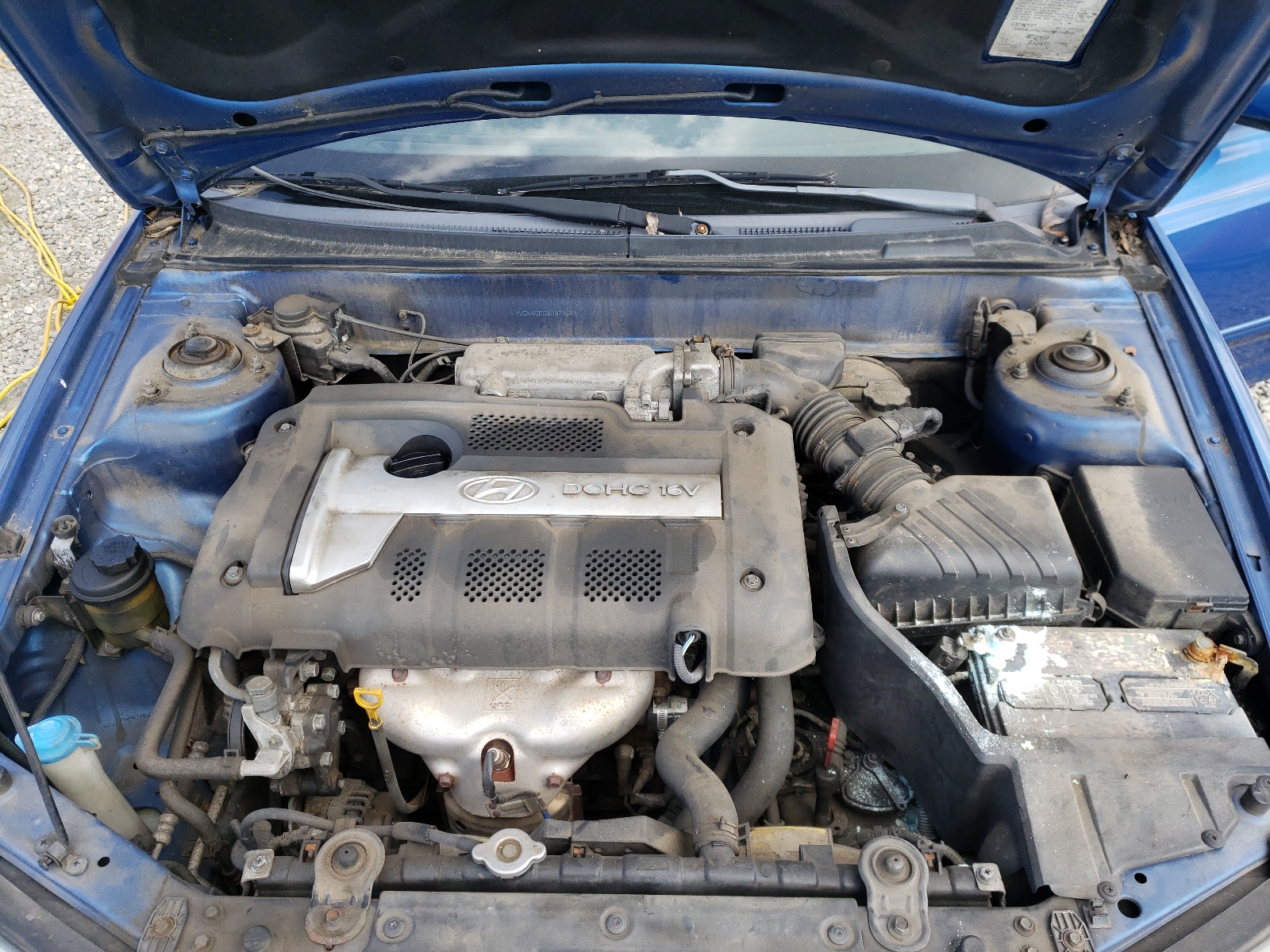 Photo 7 from auction – 2004 HYUNDAI ELANTRA GL with VIN KMHDN46D64U921881
