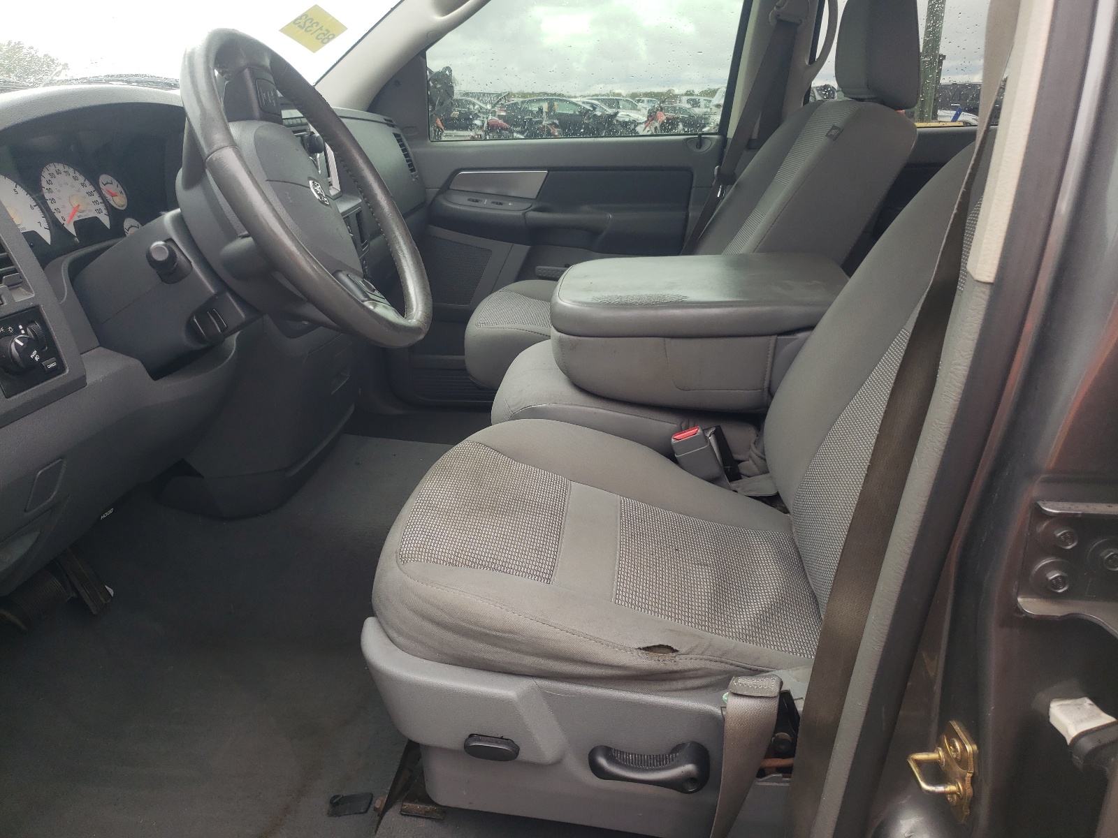Photo 5 from auction – 2007 DODGE RAM 1500 S with VIN 1D7HA18P87J510355