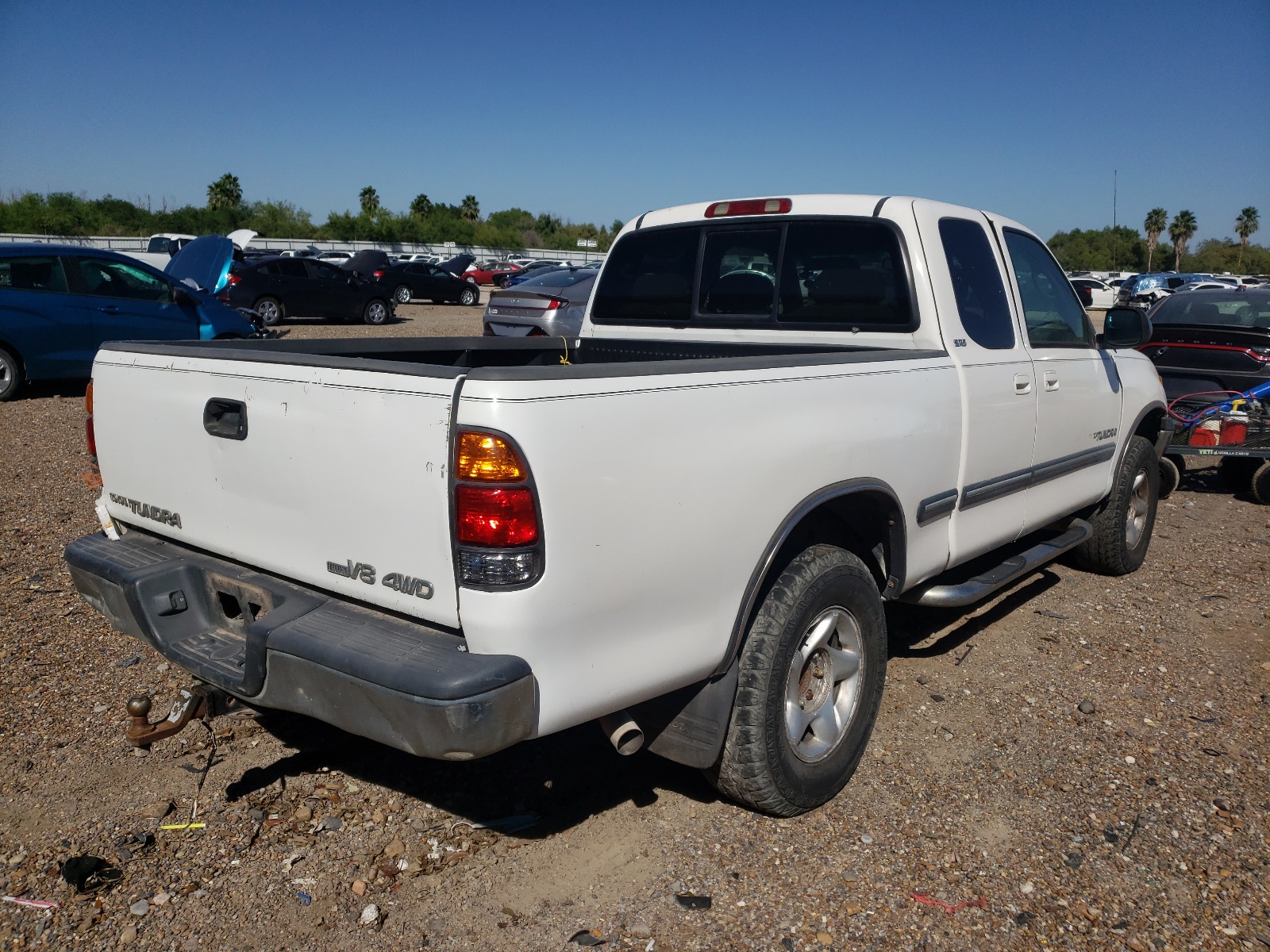 Photo 4 from auction – 2001 TOYOTA TUNDRA ACC with VIN 5TBBT44111S176041
