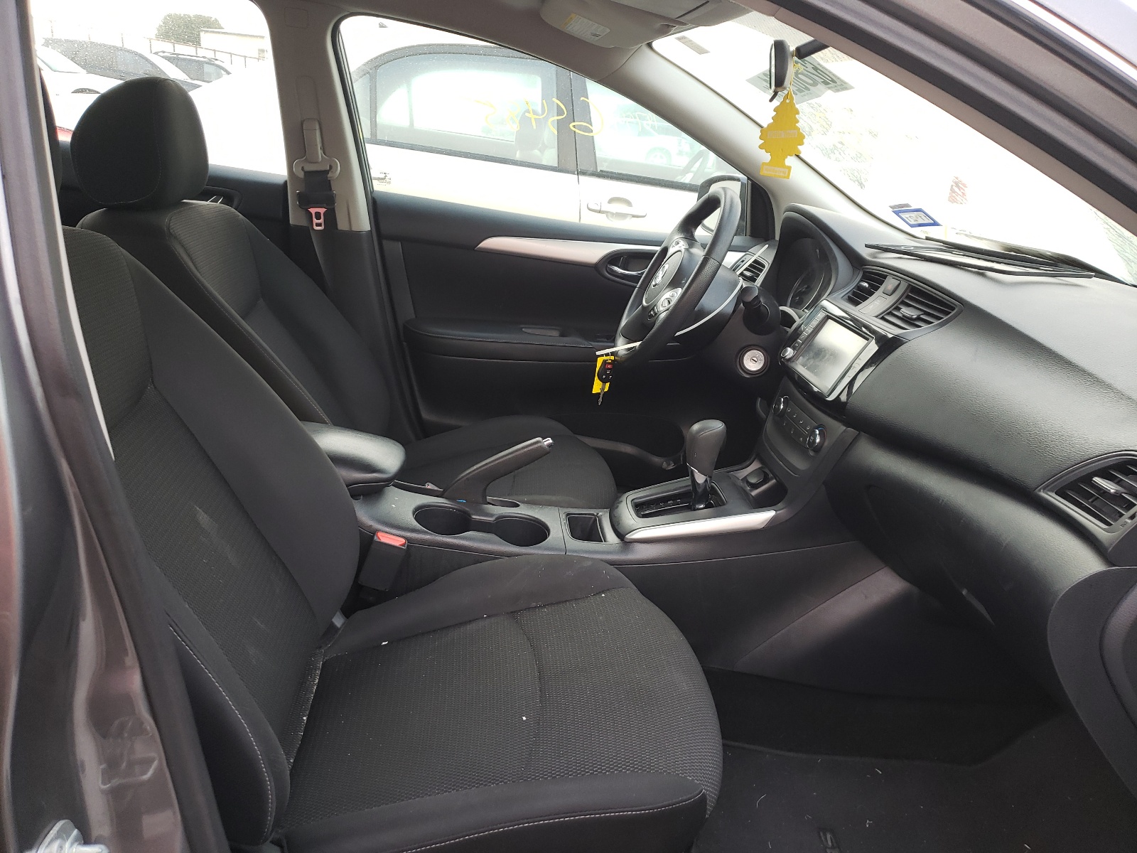 Photo 5 from auction – 2019 NISSAN SENTRA S with VIN 3N1AB7APXKY213973
