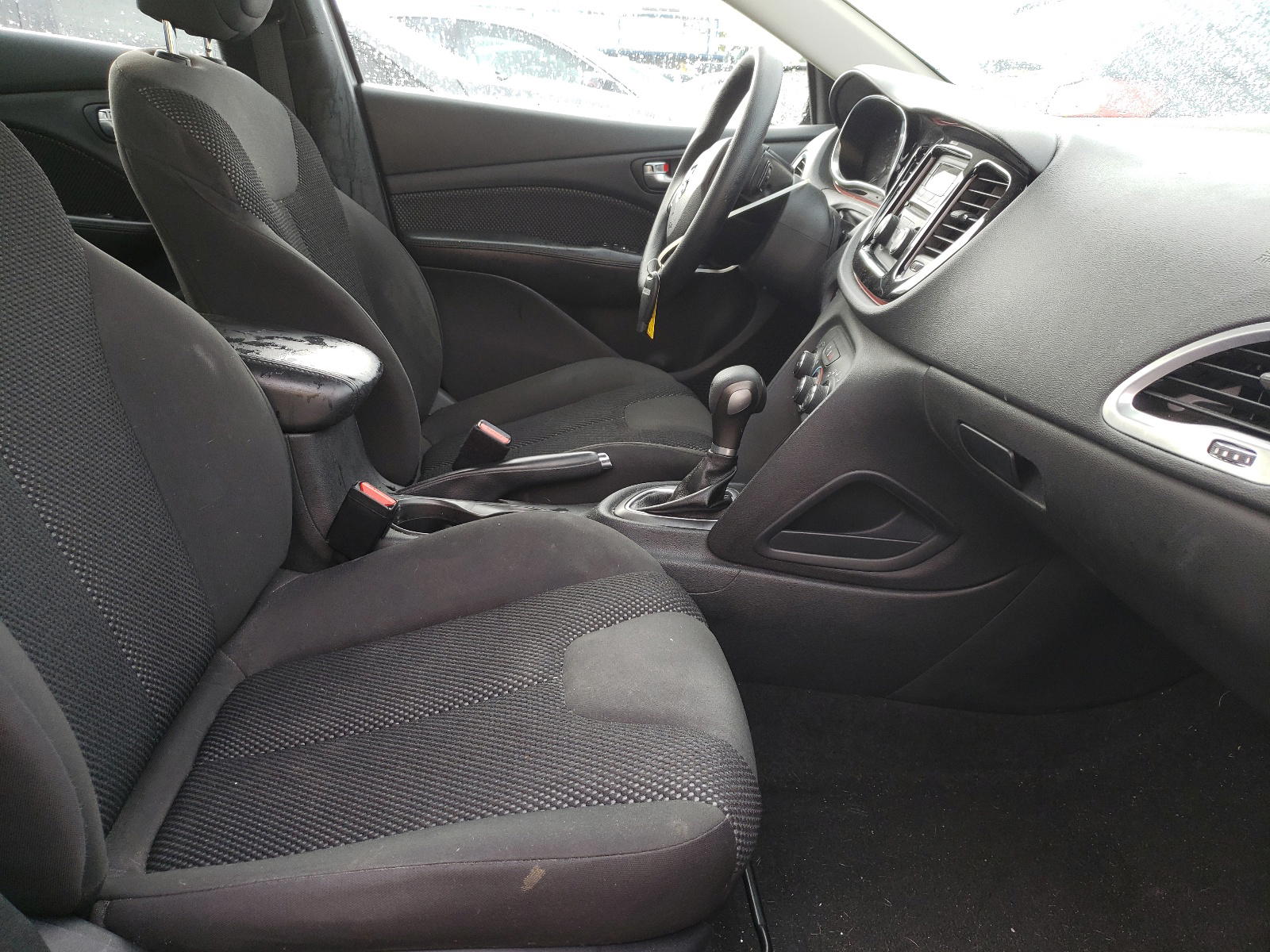 Photo 5 from auction – 2016 DODGE DART SE with VIN 1C3CDFAA3GD539859