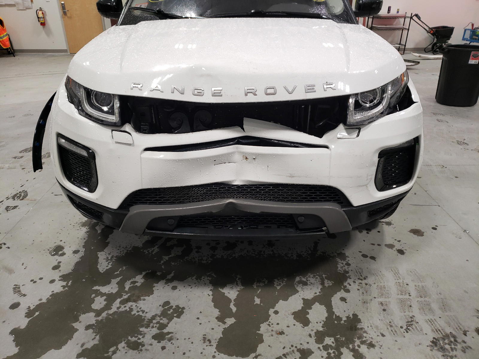 Photo 9 from auction – 2016 LAND ROVER RANGE ROVE with VIN SALVP2BGXGH158017