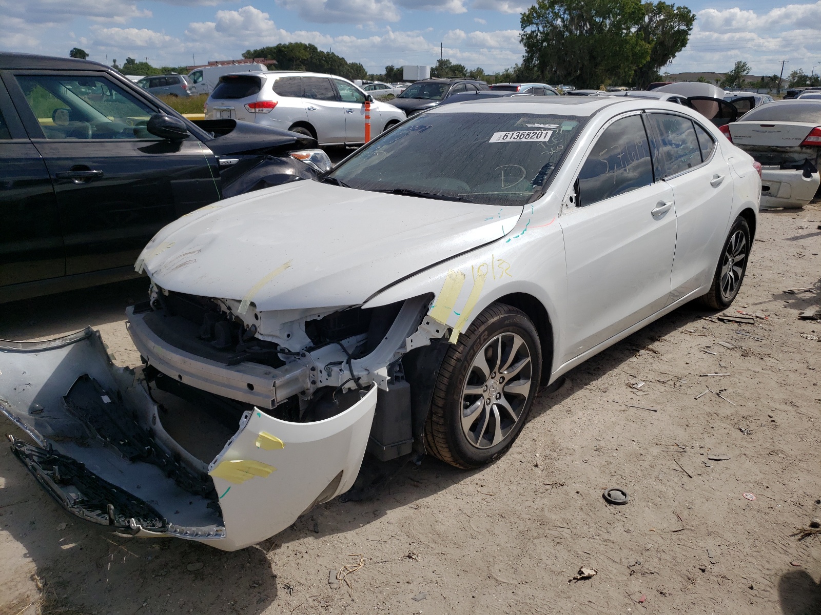 Photo 2 from auction – 2017 ACURA TLX with VIN 19UUB1F36HA001230
