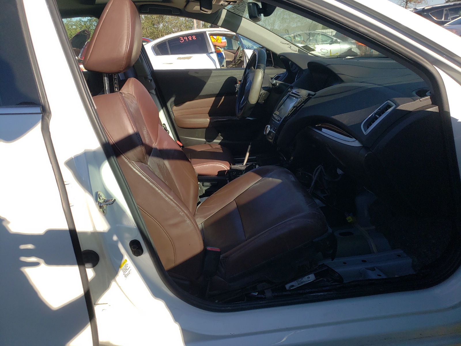Photo 5 from auction – 2017 ACURA TLX TECH with VIN 19UUB1F53HA007276