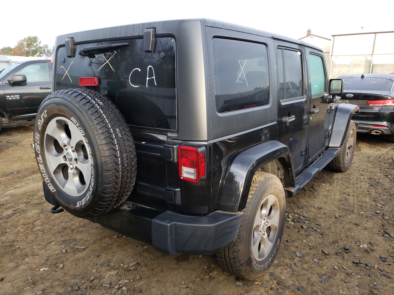 Photo 4 from auction – 2018 JEEP WRANGLER with VIN 1C4BJWEG2JL829957