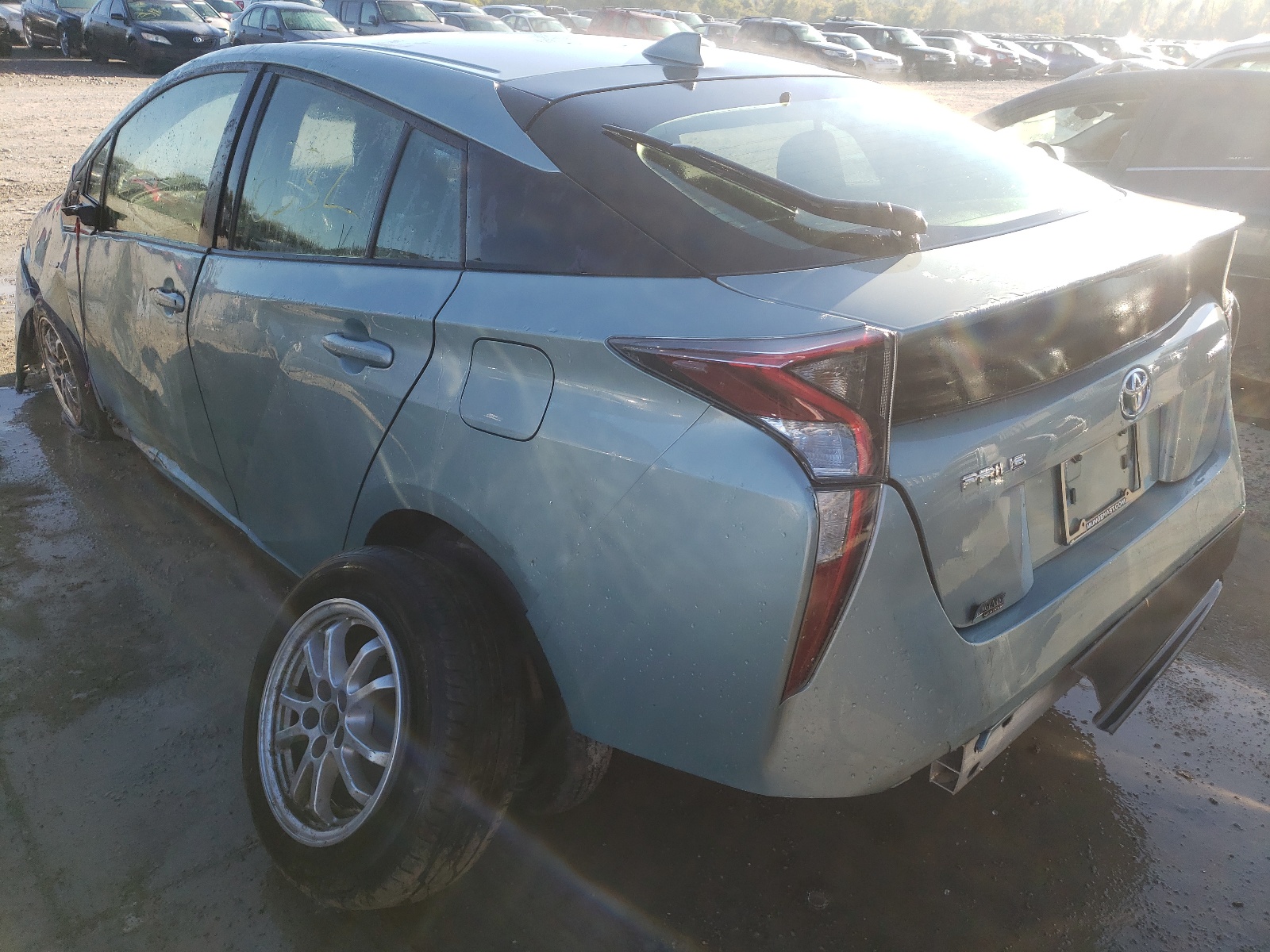Photo 3 from auction – 2017 TOYOTA PRIUS with VIN JTDKBRFU4H3031182