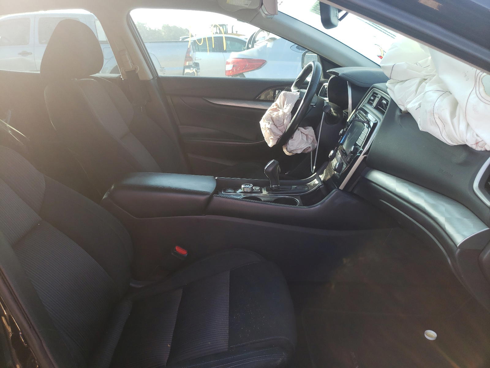Photo 5 from auction – 2016 NISSAN MAXIMA 3.5 with VIN 1N4AA6AP3GC382152