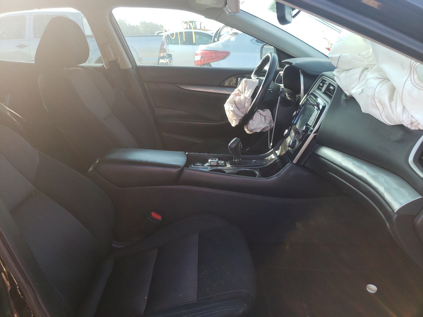 Zdjęcie 5 z aukcji – 2016 NISSAN MAXIMA 3.5 z VIN 1N4AA6AP3GC382152