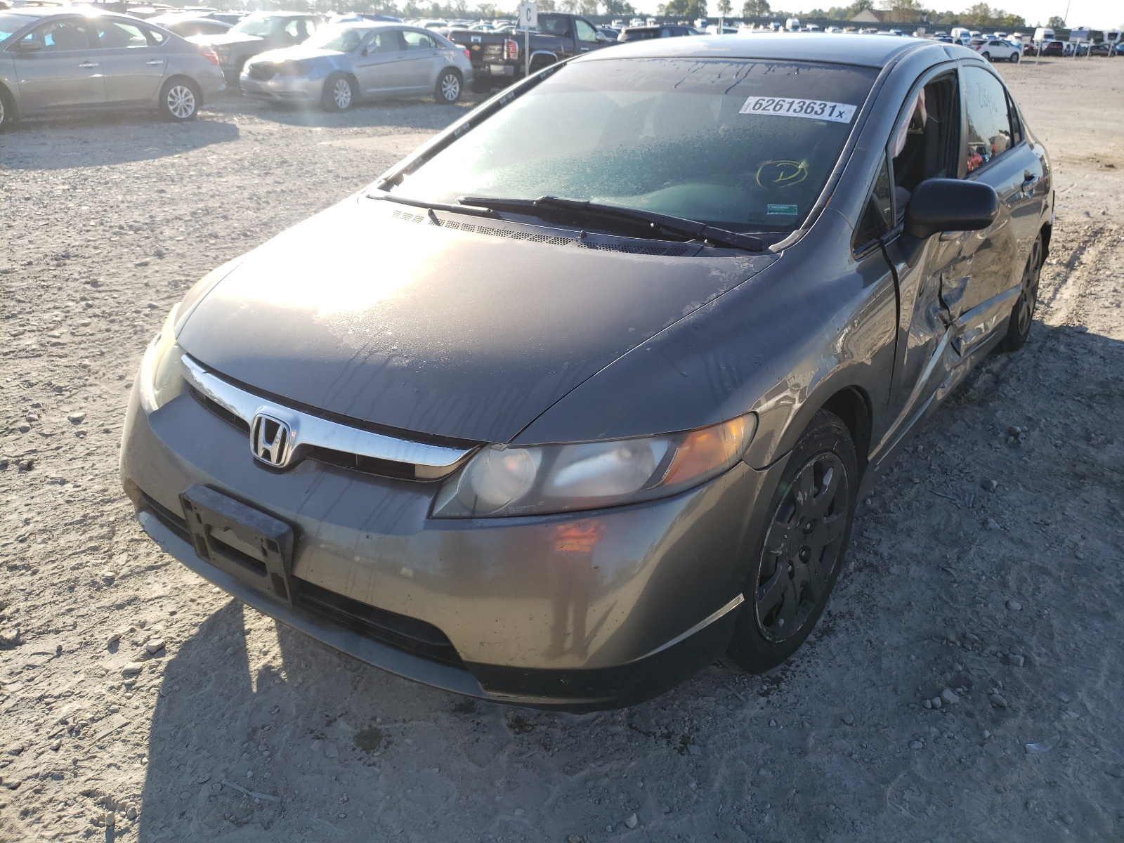 Photo 2 from auction – 2007 HONDA CIVIC LX with VIN 1HGFA165X7L130328