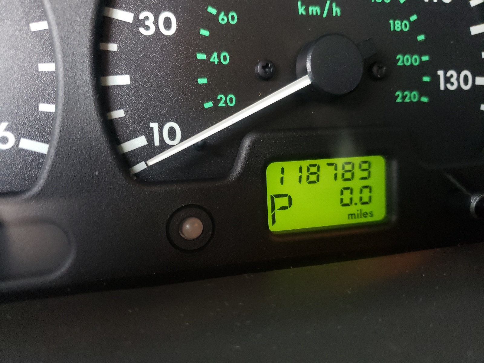 Zdjęcie 8 z aukcji – 2002 LAND ROVER DISCOVERY z VIN SALTY12472A751100