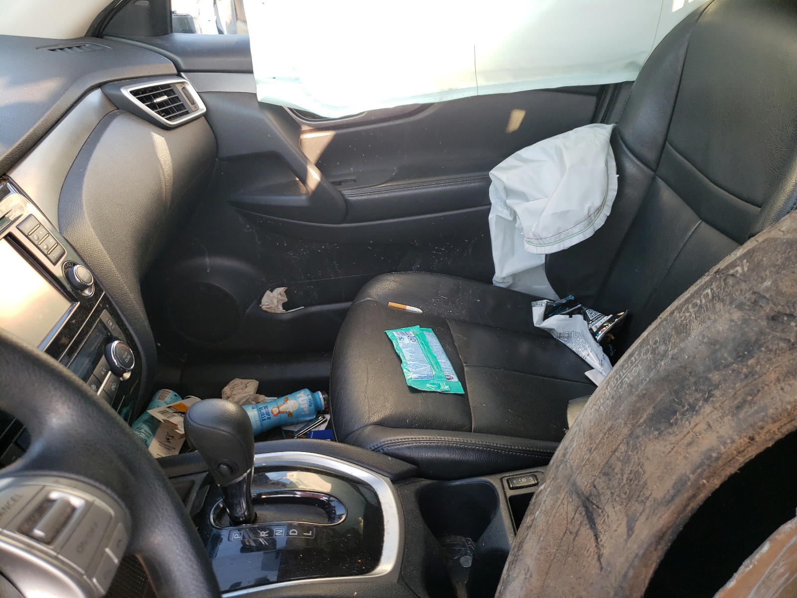 Photo 5 from auction – 2016 NISSAN ROGUE S with VIN KNMAT2MT1GP651344