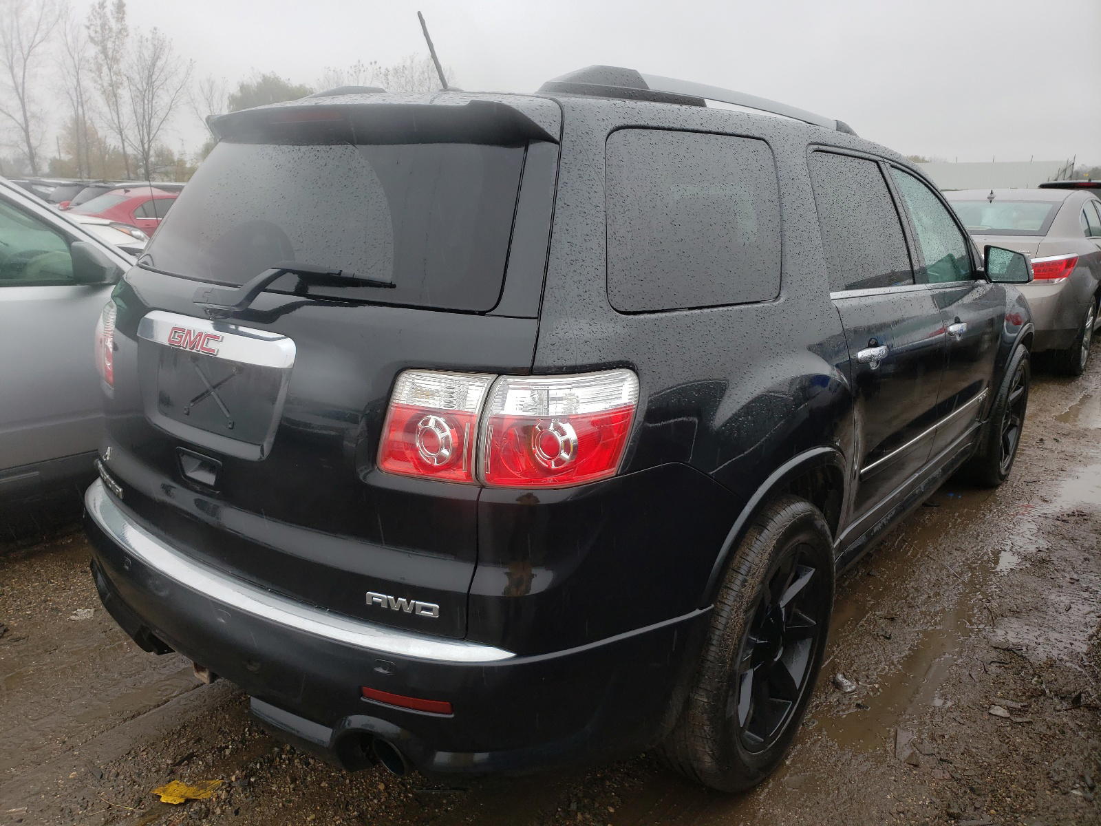 Photo 4 from auction – 2011 GMC ACADIA DEN with VIN 1GKKVTED4BJ347193