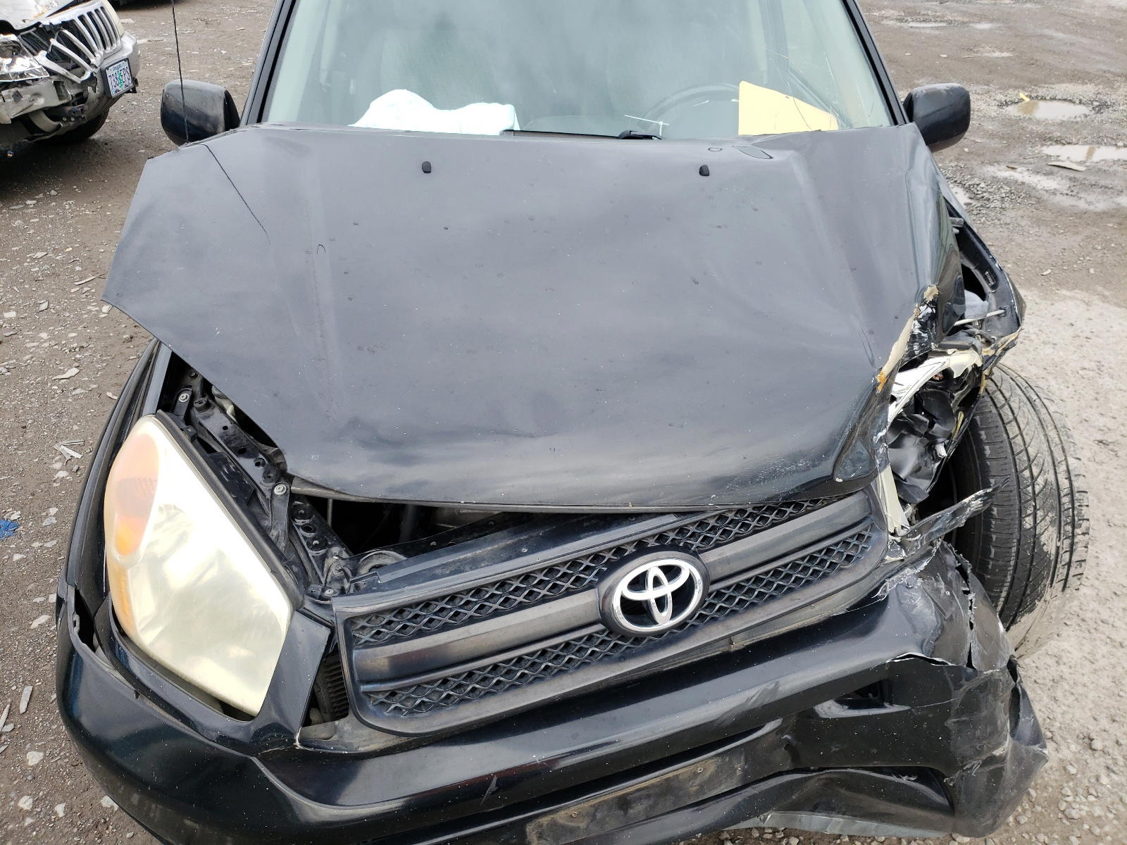 Photo 7 from auction – 2005 TOYOTA RAV4 with VIN JTEHD20VX50044489