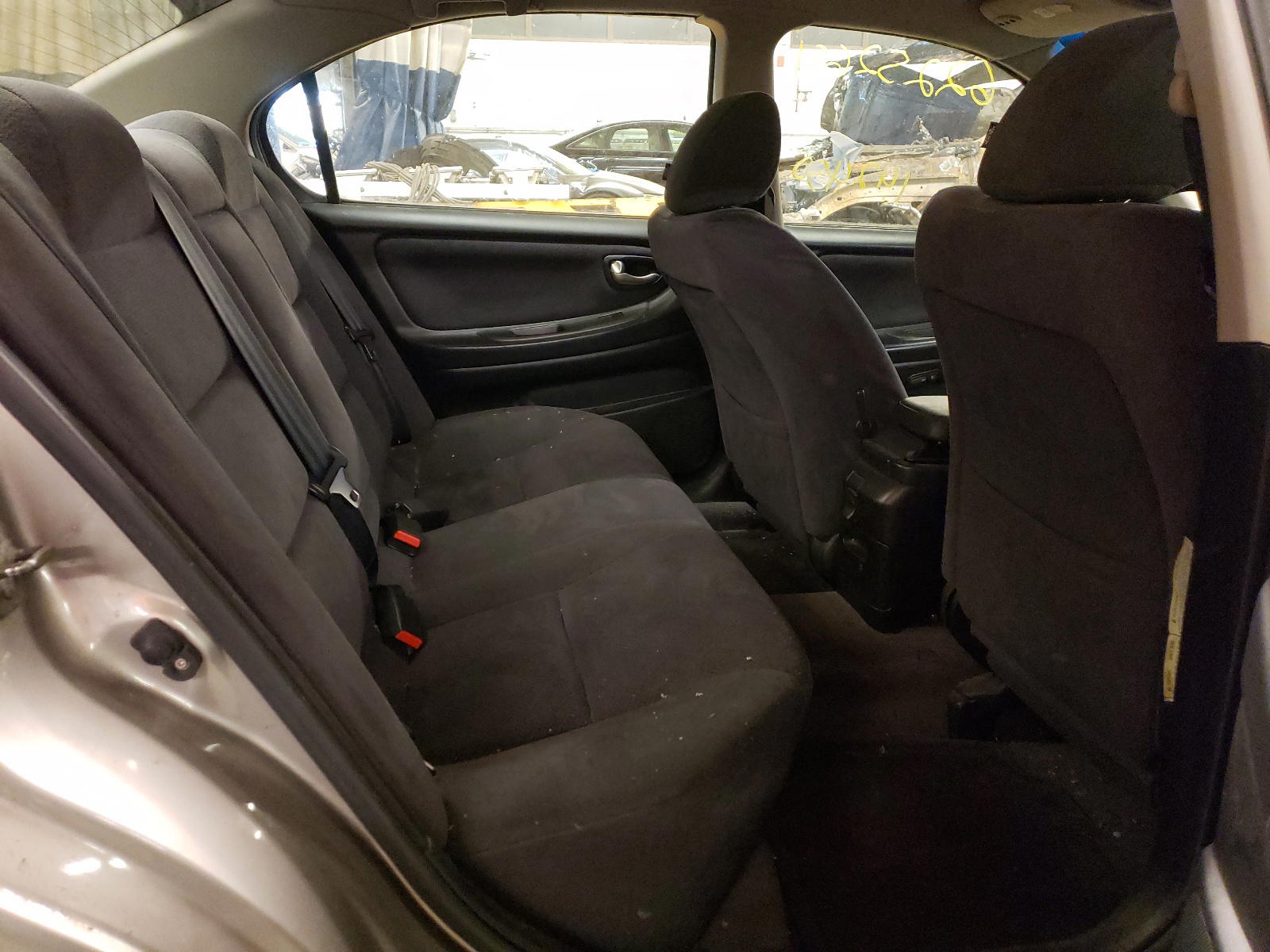 Photo 6 from auction – 2002 NISSAN MAXIMA with VIN JN1DA31D12T425071