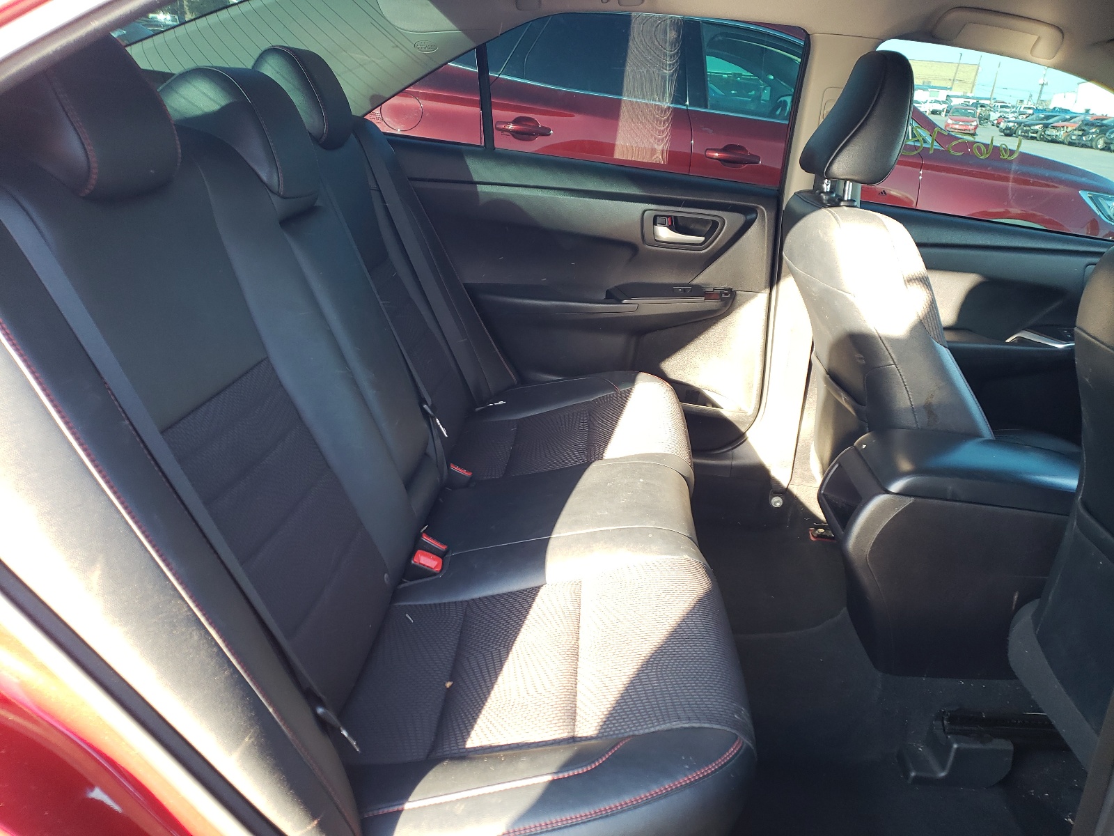 Photo 6 from auction – 2017 TOYOTA CAMRY LE with VIN 4T1BF1FK9HU675836