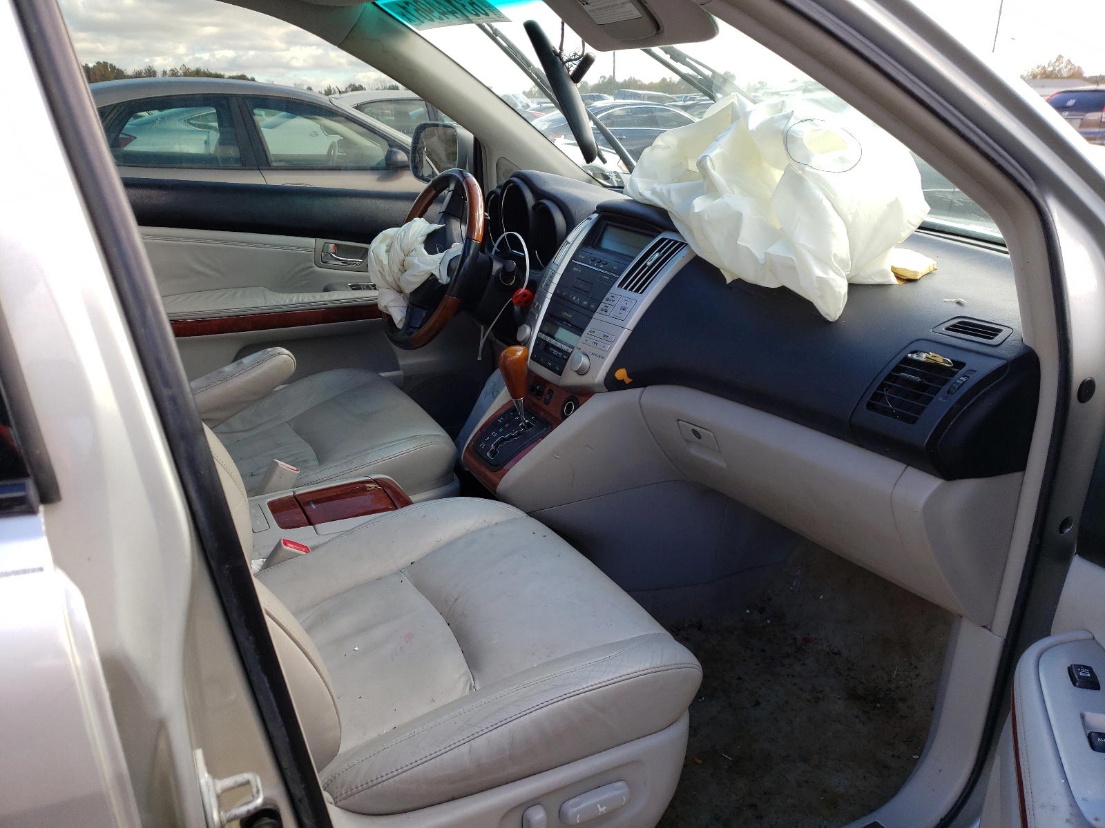 Photo 5 from auction – 2006 LEXUS RX 330 with VIN JTJHA31U460103771