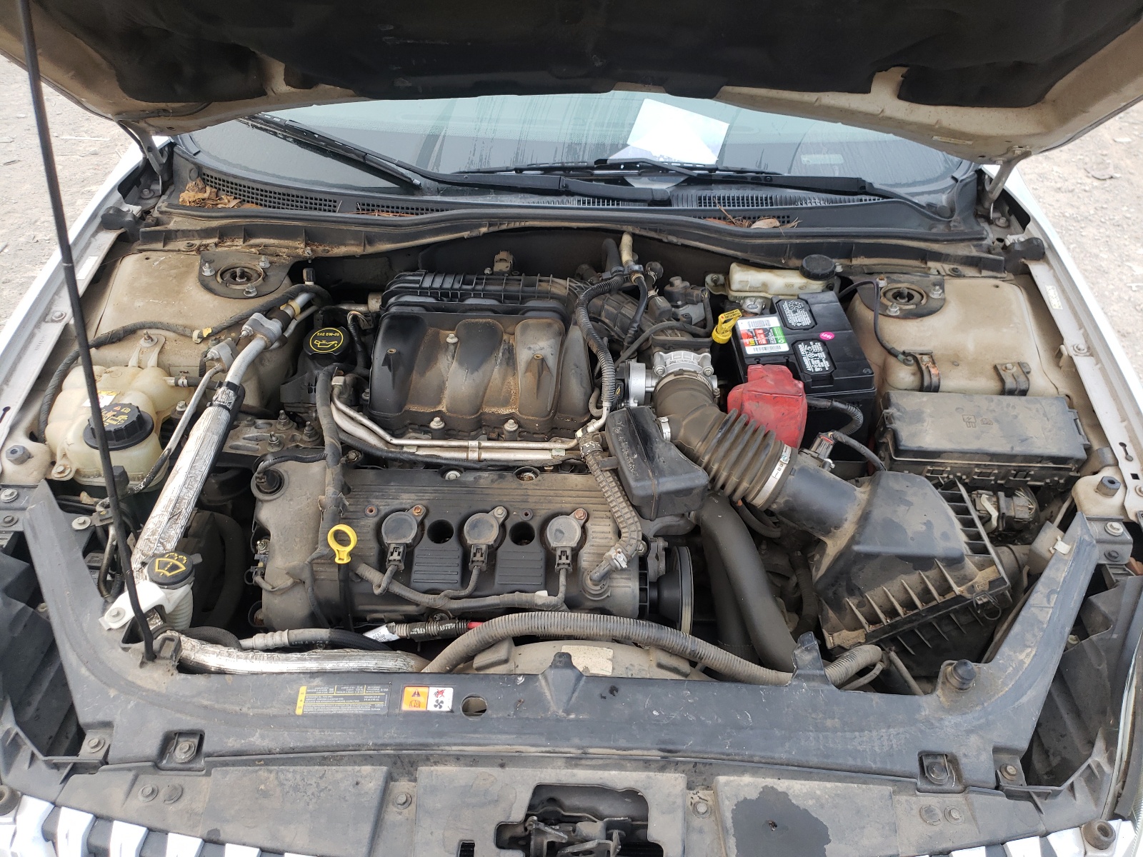 Photo 7 from auction – 2010 MERCURY MILAN PREM with VIN 3MEHM0JG3AR641386