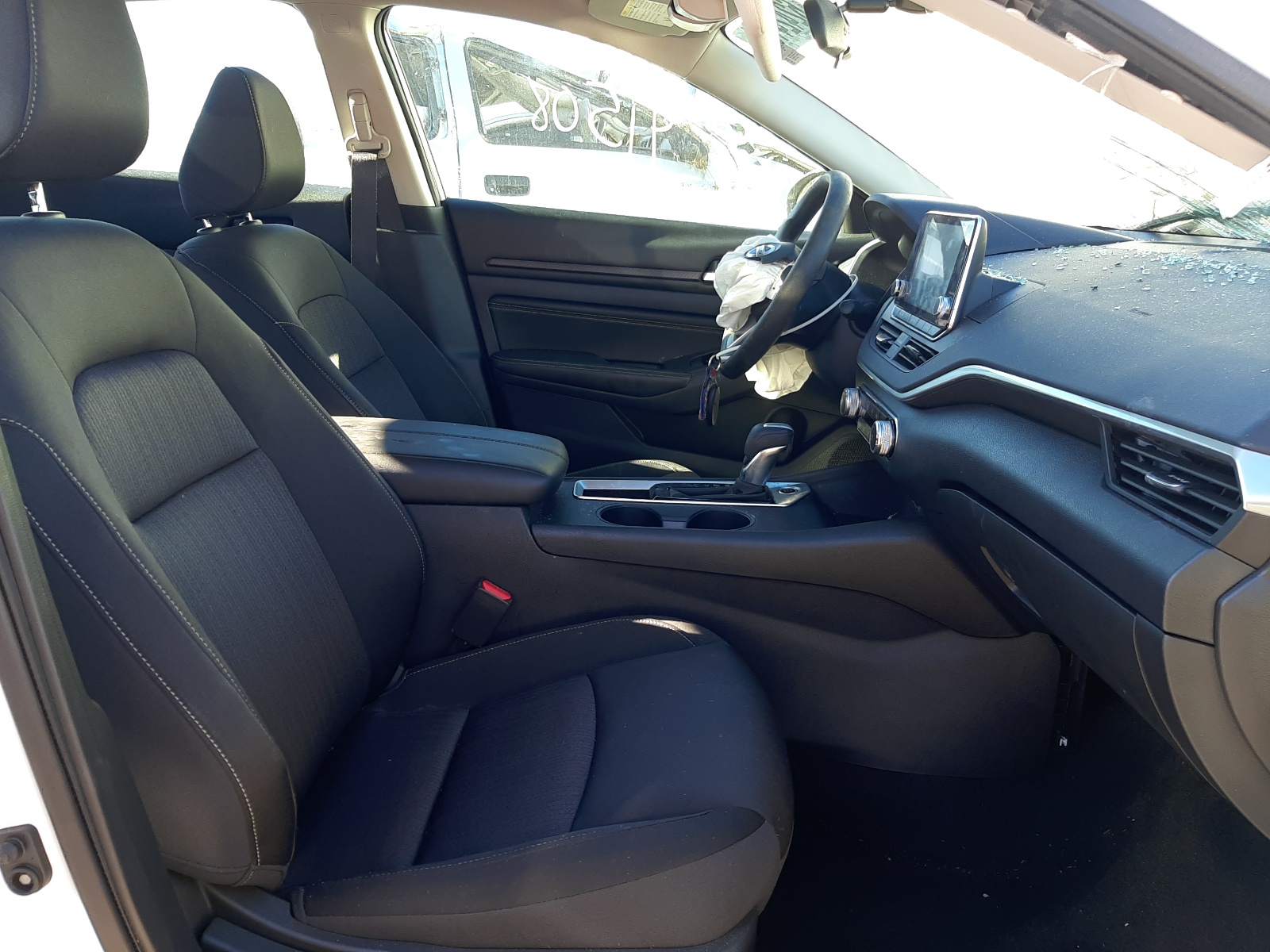 Photo 5 from auction – 2019 NISSAN ALTIMA S with VIN 1N4BL4BV3KN303642