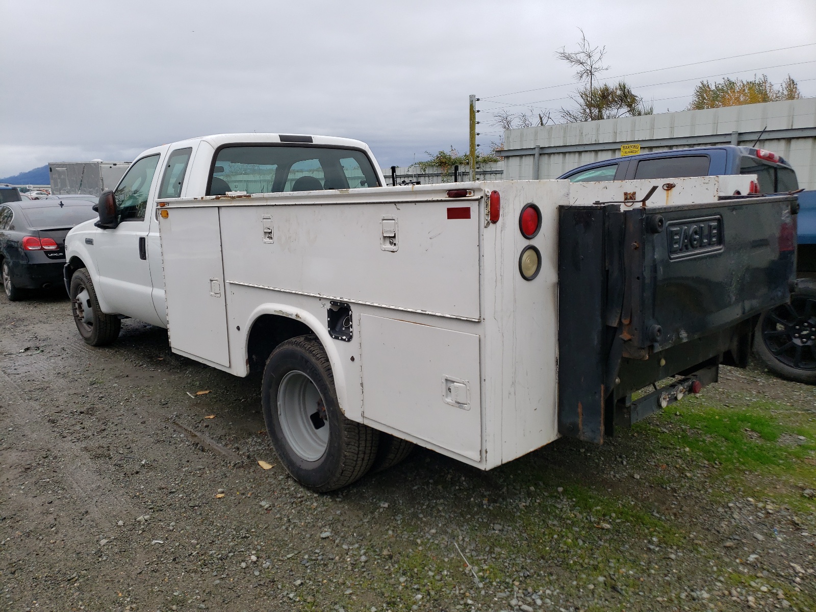 Photo 3 from auction – 2007 FORD F350 SUPER with VIN 1FDWX36Y97EB05472