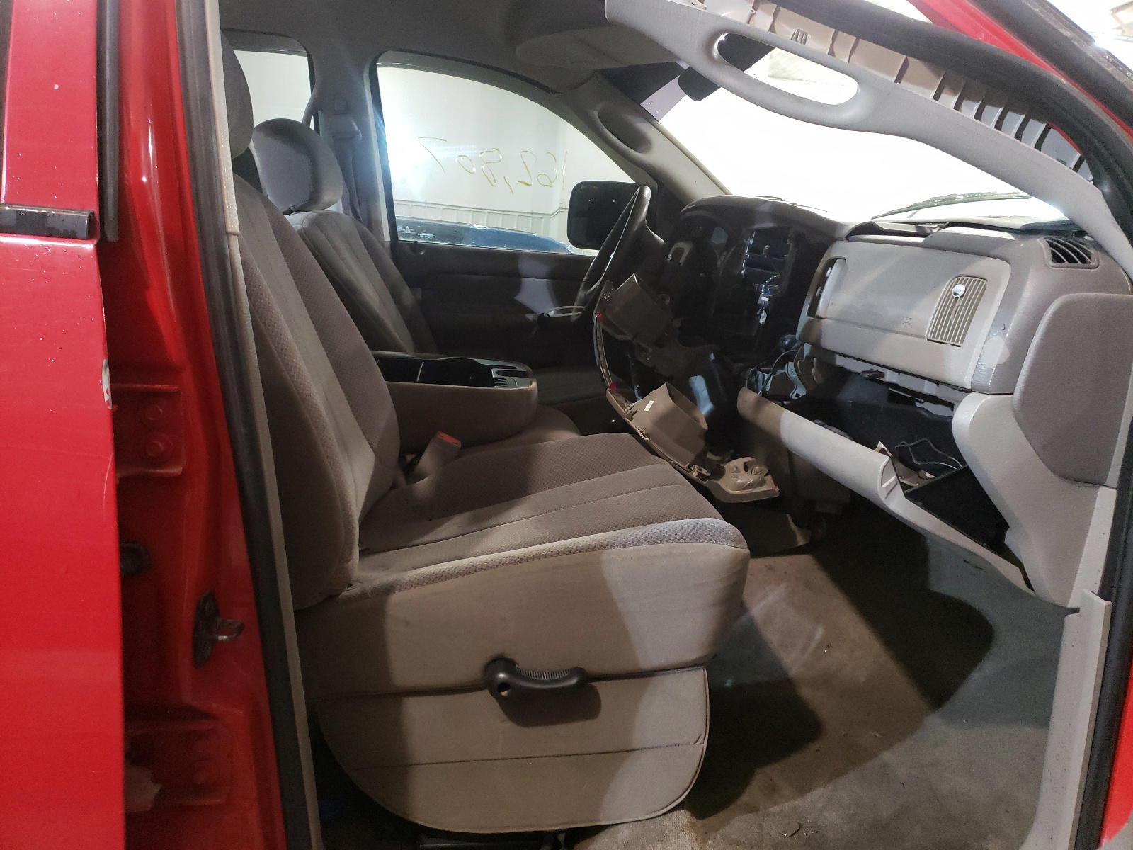 Photo 5 from auction – 2002 DODGE RAM 1500 with VIN 3D7HU18N32G135295