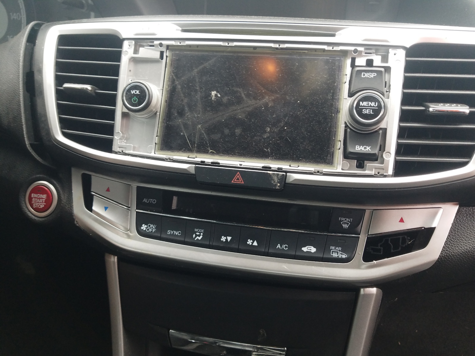 Photo 9 from auction – 2014 HONDA ACCORD EXL with VIN 1HGCR2F84EA220966
