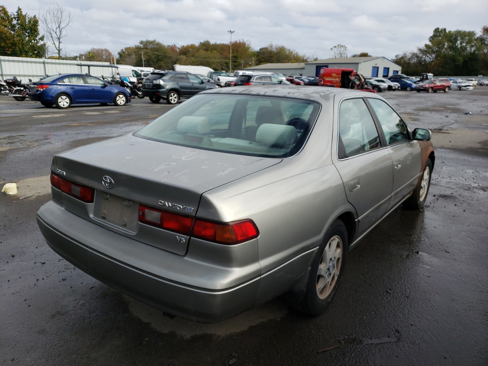 Photo 4 from auction – 1999 TOYOTA CAMRY LE with VIN JT2BF22K0X0190404