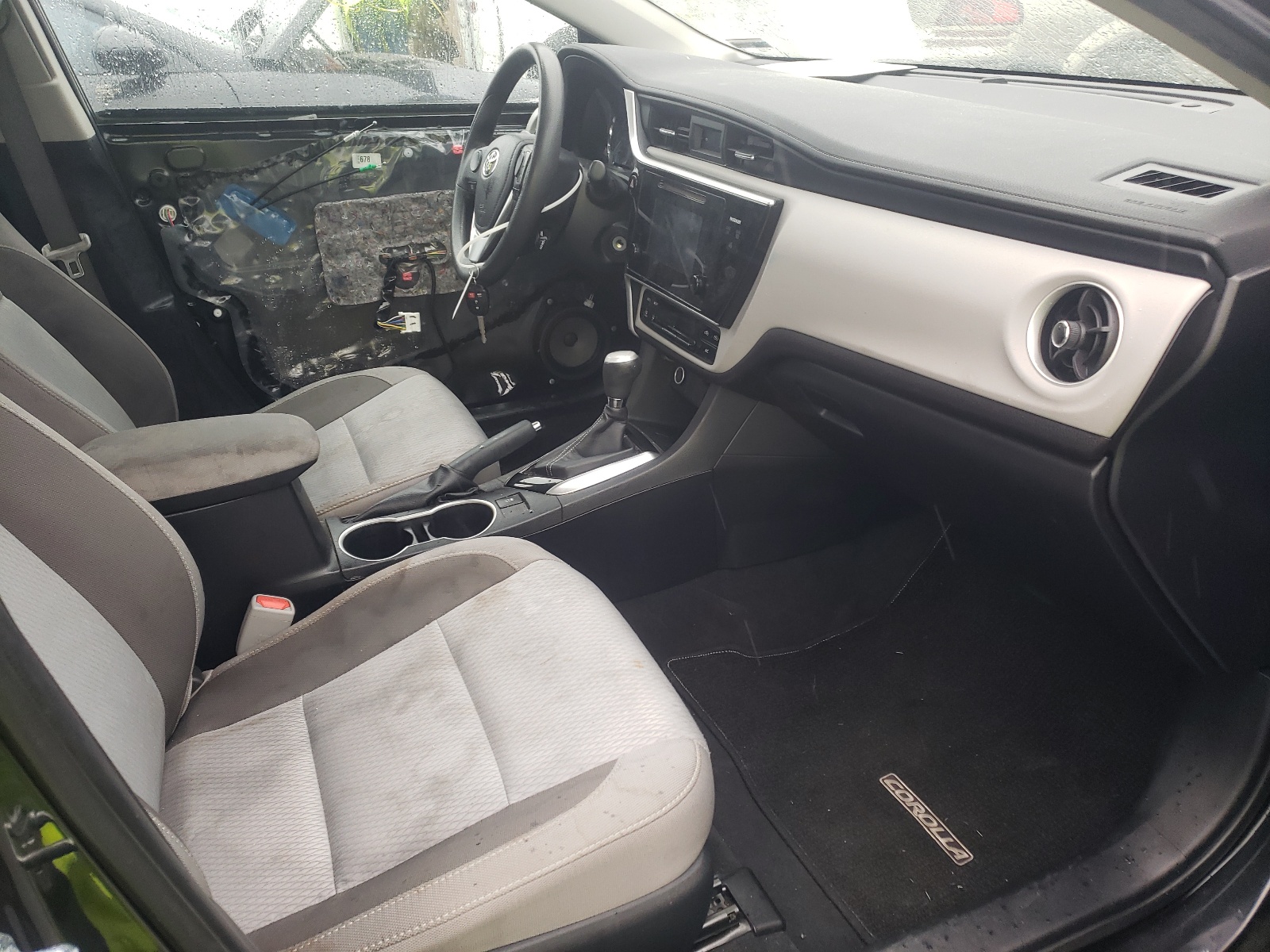 Photo 5 from auction – 2017 TOYOTA COROLLA L with VIN 2T1BURHE9HC789414