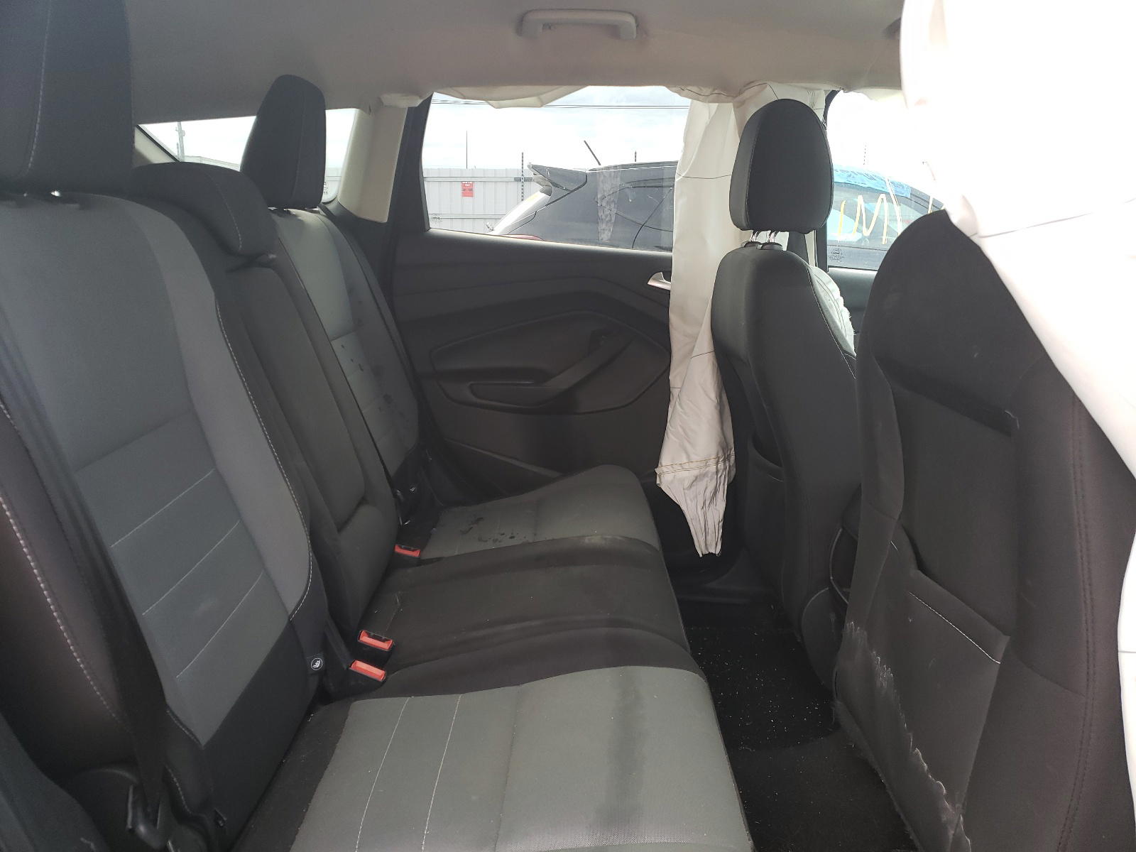 Photo 6 from auction – 2016 FORD ESCAPE SE with VIN 1FMCU0GX2GUB59072