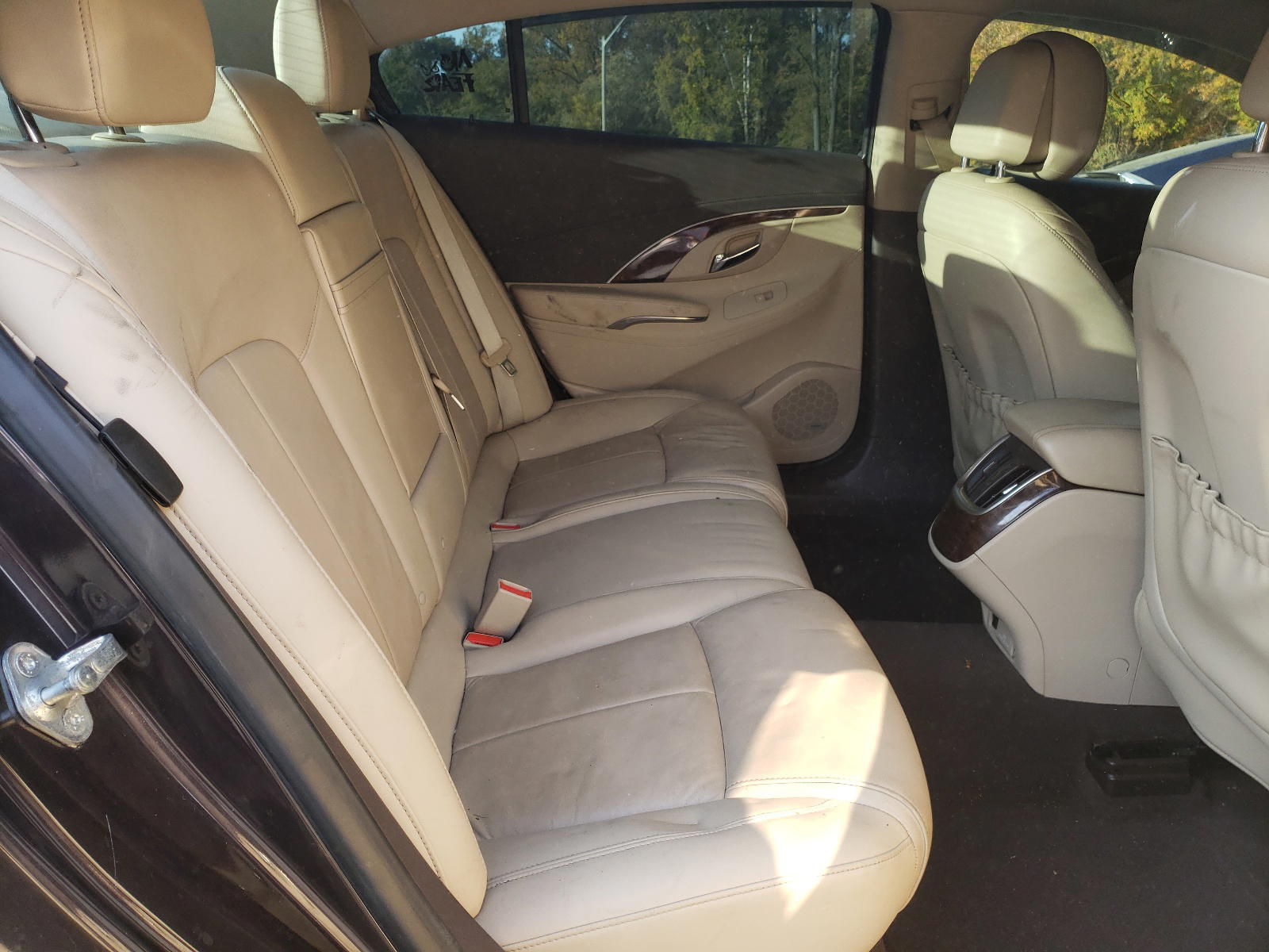 Photo 6 from auction – 2014 BUICK LACROSSE with VIN 1G4GB5G38EF183492