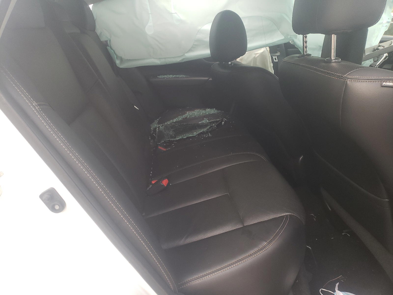 Photo 6 from auction – 2017 NISSAN ALTIMA 2.5 with VIN 1N4AL3AP1HC115246