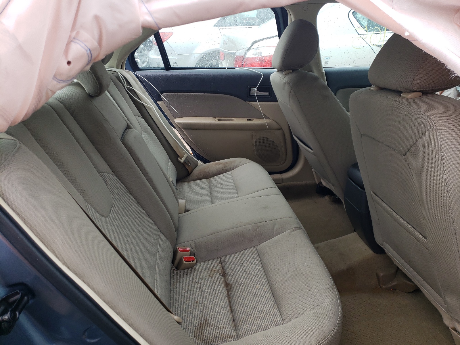 Photo 6 from auction – 2011 FORD FUSION SE with VIN 3FAHP0HAXBR323380