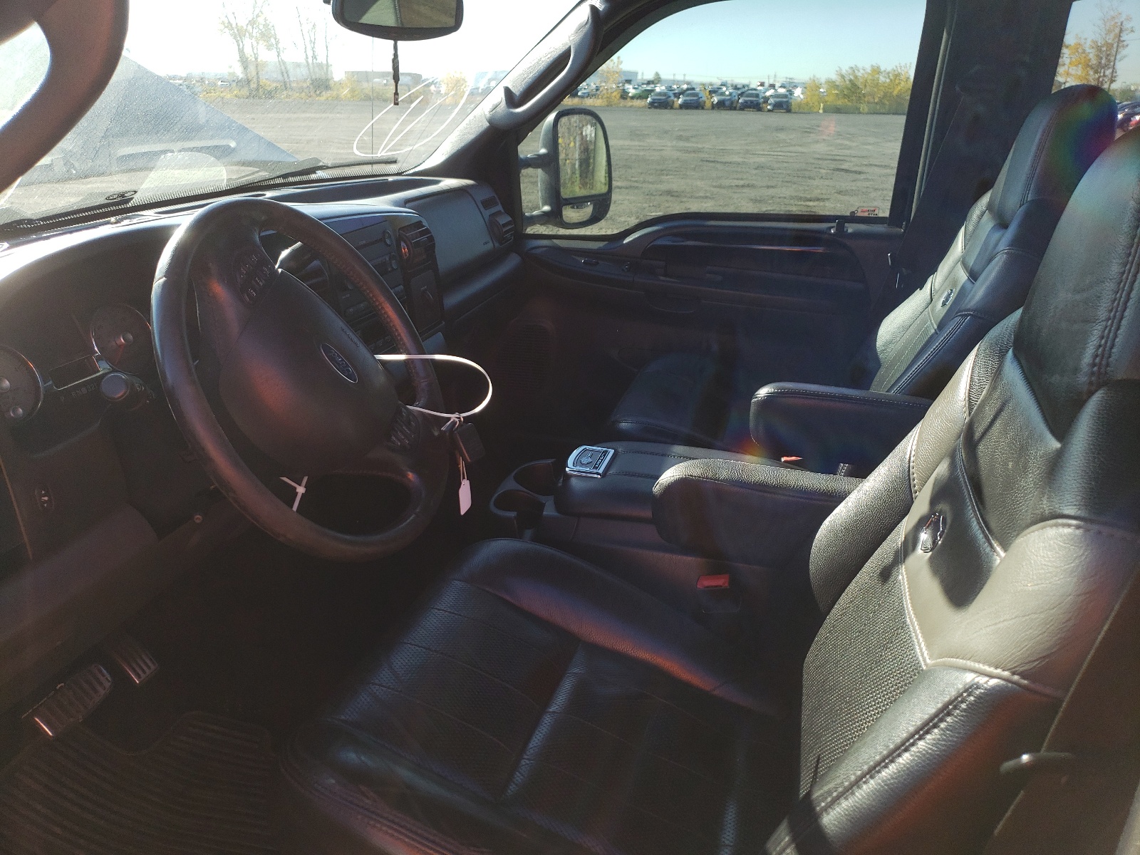 Photo 5 from auction – 2005 FORD F250 SUPER with VIN 1FTSW21P45EB83928