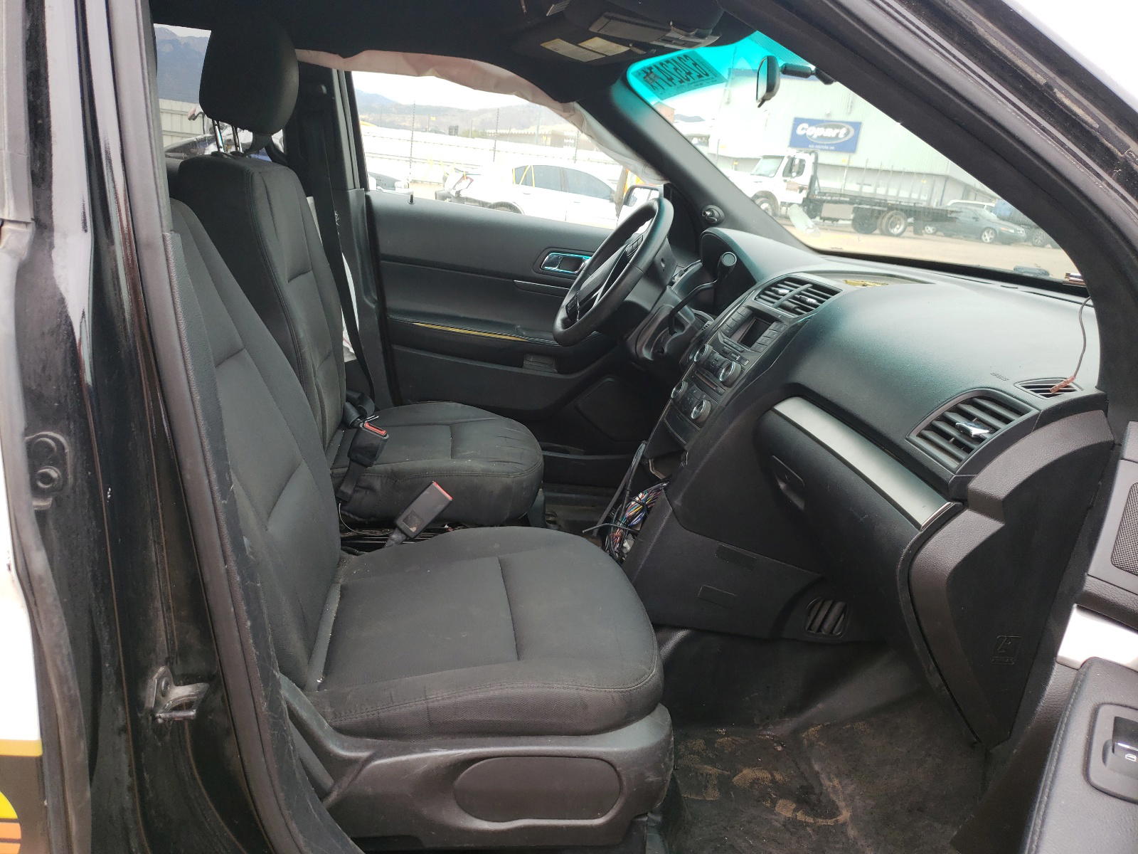 Photo 5 from auction – 2017 FORD EXPLORER P with VIN 1FM5K8AR5HGA37586