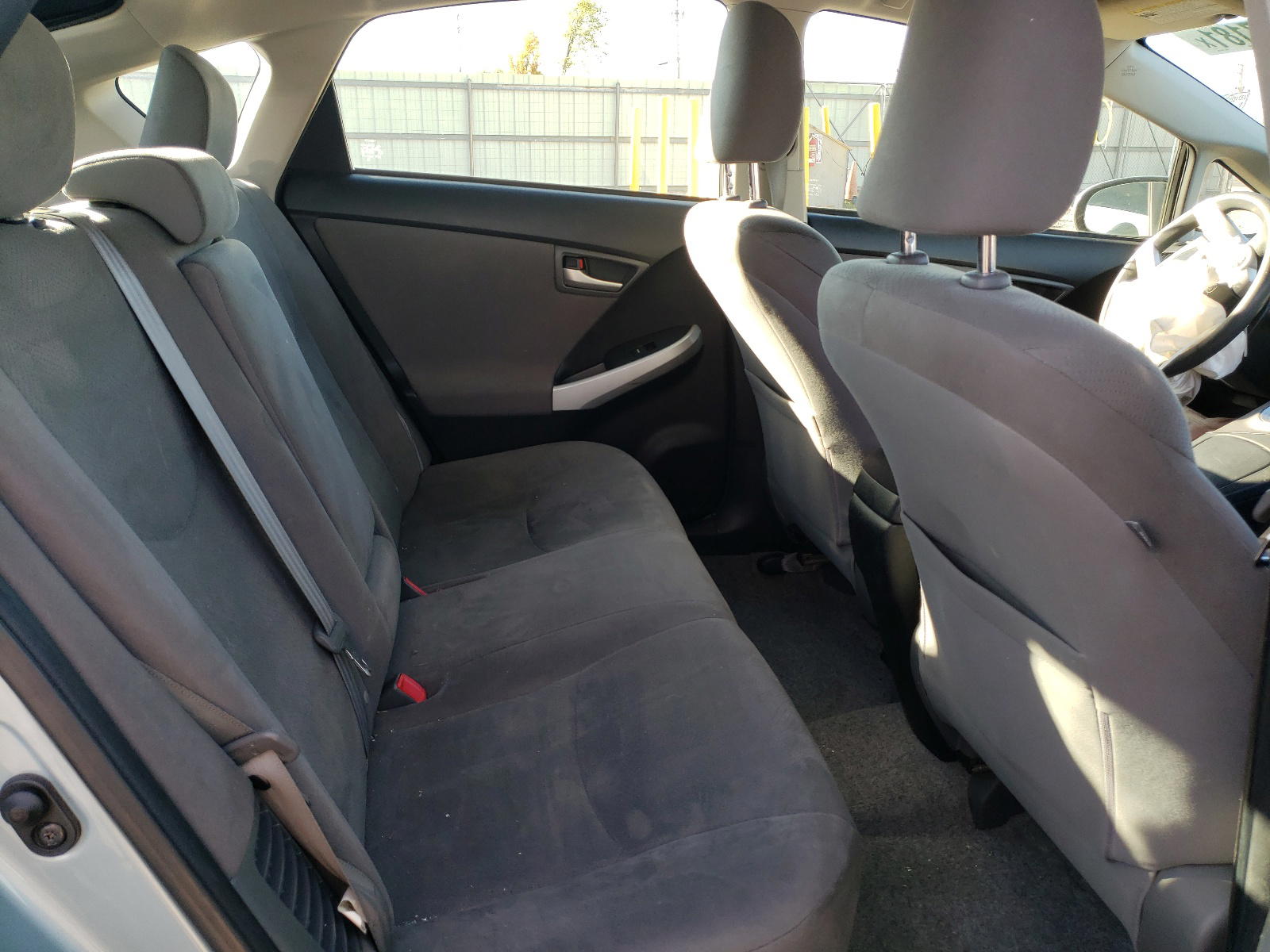 Photo 6 from auction – 2012 TOYOTA PRIUS with VIN JTDKN3DUXC5390170