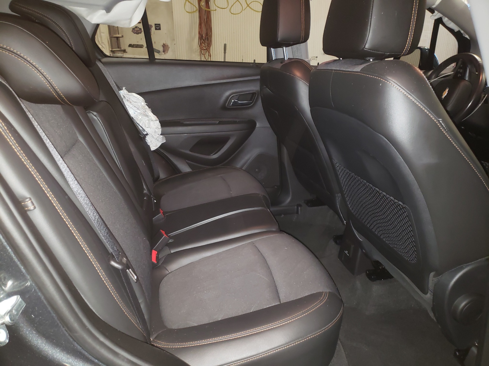 Photo 6 from auction – 2017 CHEVROLET TRAX 1LT with VIN 3GNCJPSB9HL265975