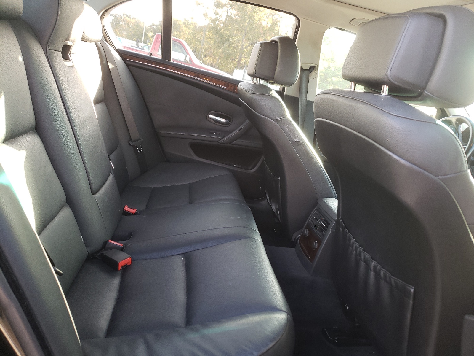 Photo 6 from auction – 2008 BMW 528 XI with VIN WBANV13578CZ59813