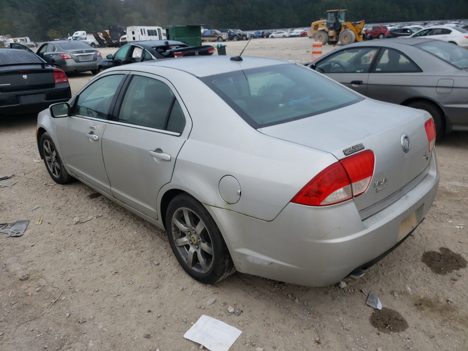 Photo 3 from auction – 2010 MERCURY MILAN PREM with VIN 3MEHM0JG3AR641386