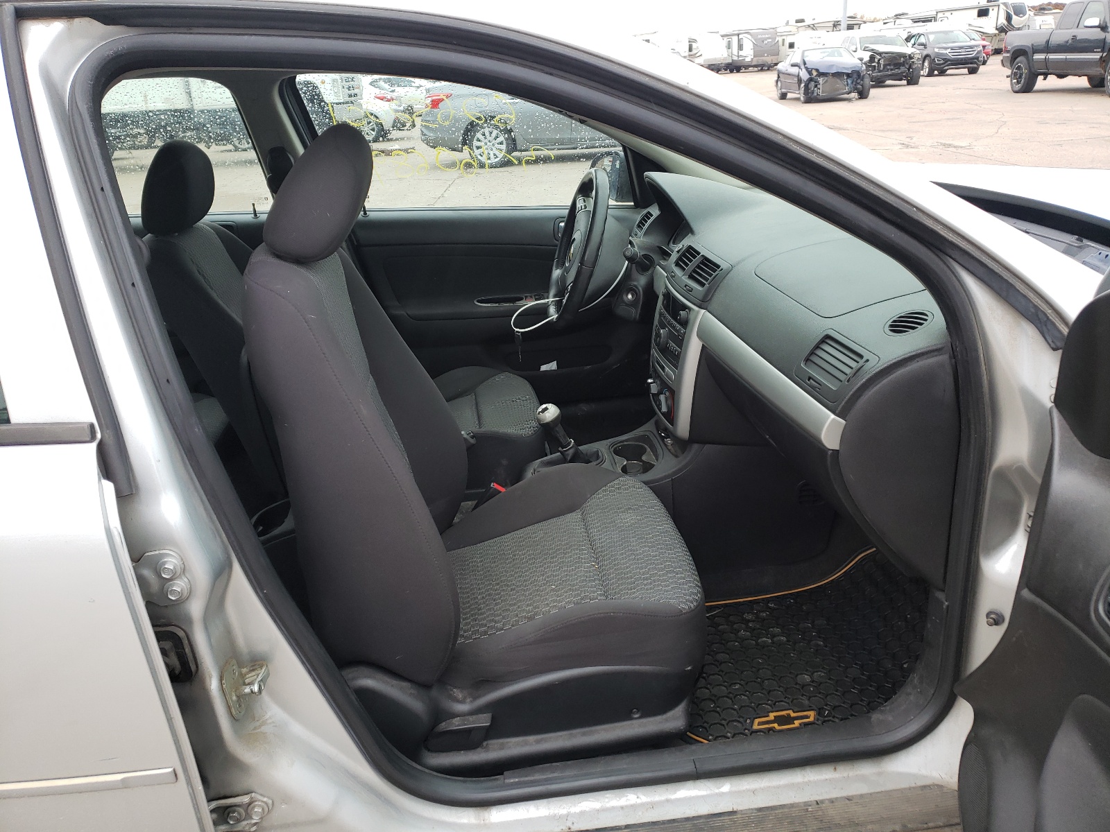 Photo 5 from auction – 2010 CHEVROLET COBALT 1LT with VIN 1G1AC5F58A7145056