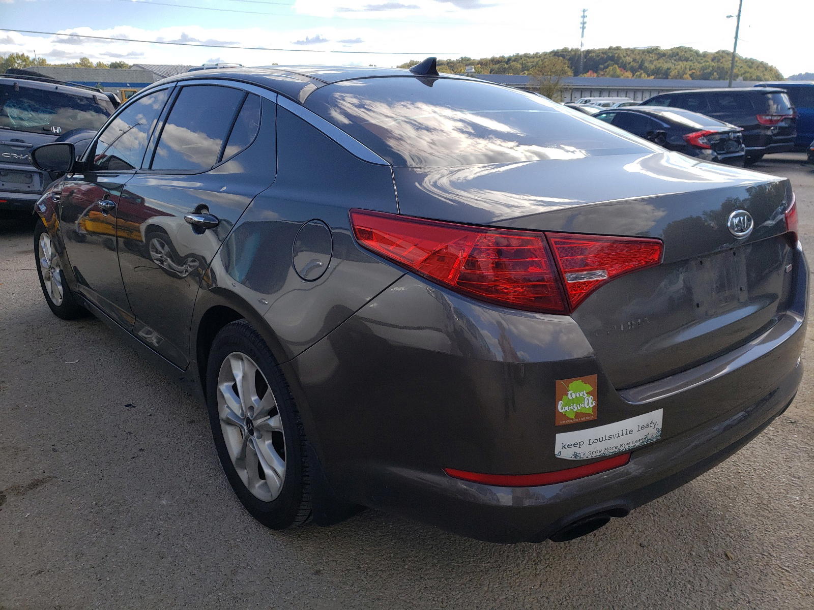 Photo 3 from auction – 2011 KIA OPTIMA EX with VIN KNAGN4A72B5083677
