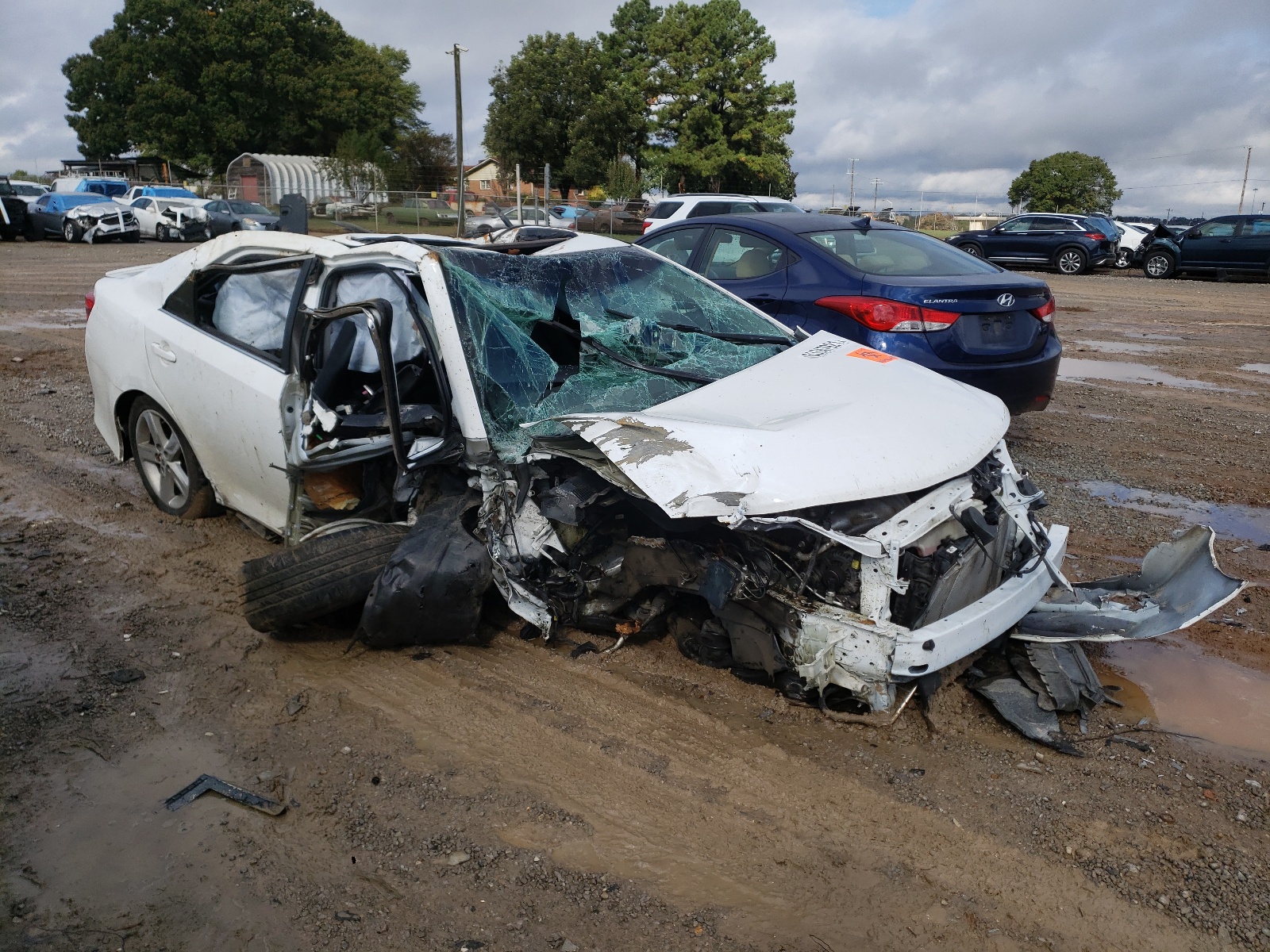 TOYOTA CAMRY L 2013 with VIN 4T1BF1FK1DU285940 - Photo from auction