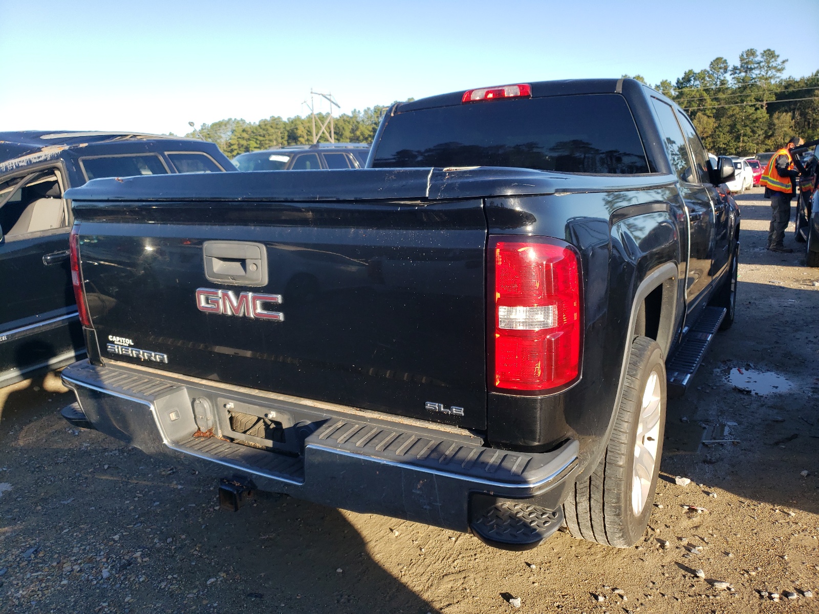 Photo 4 from auction – 2014 GMC SIERRA C15 with VIN 3GTP1UEC6EG385735