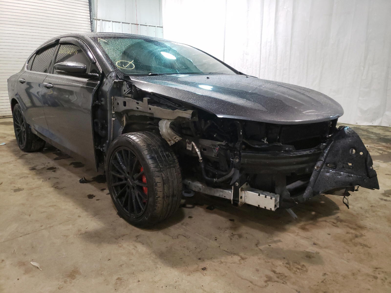 CHRYSLER 200 C 2015 with VIN 1C3CCCEG0FN624344 - Photo from auction